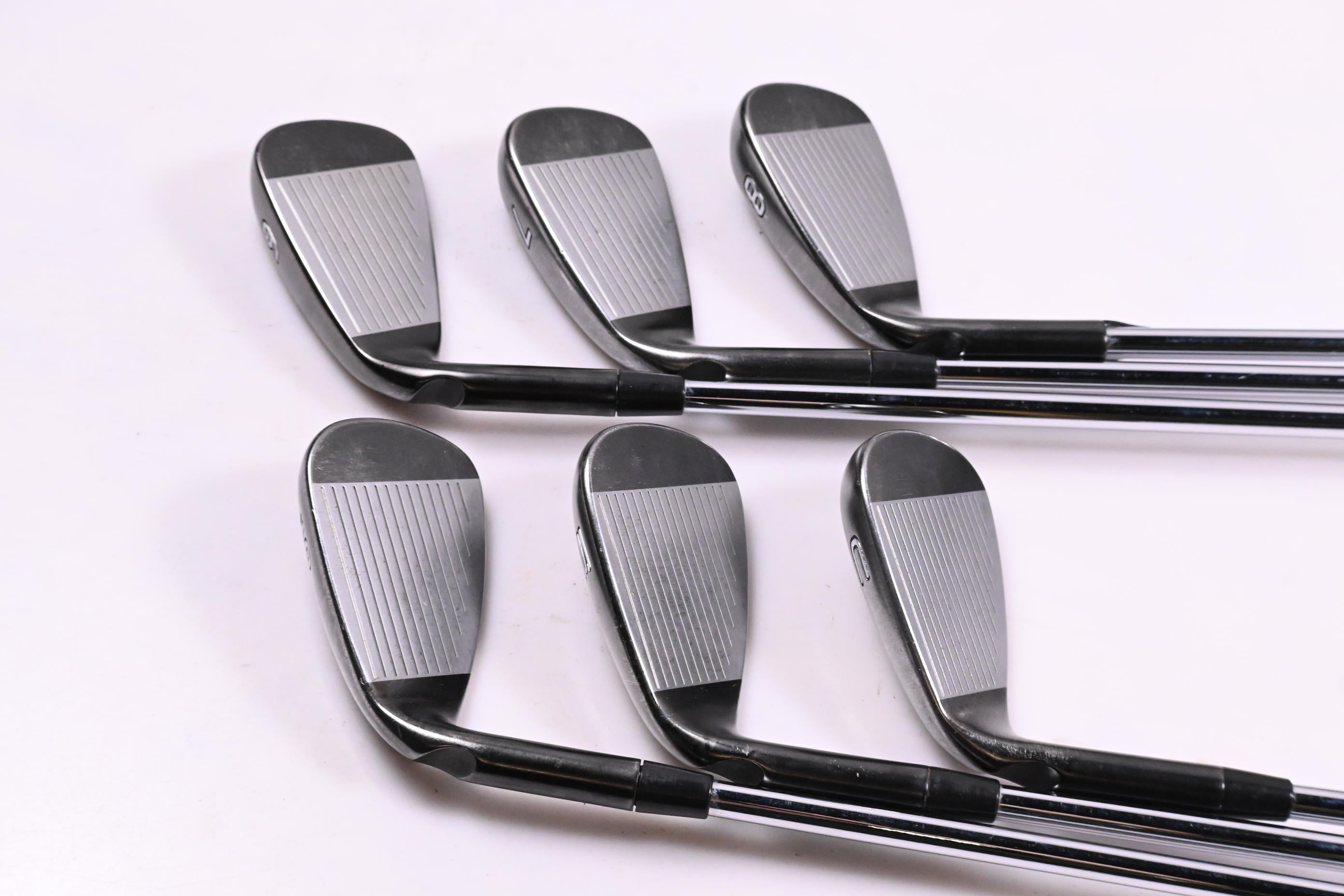 Ping G710 Irons / 6-PW+GW / Black Dot / Regular Flex Ping AWT 2.0 Shaft