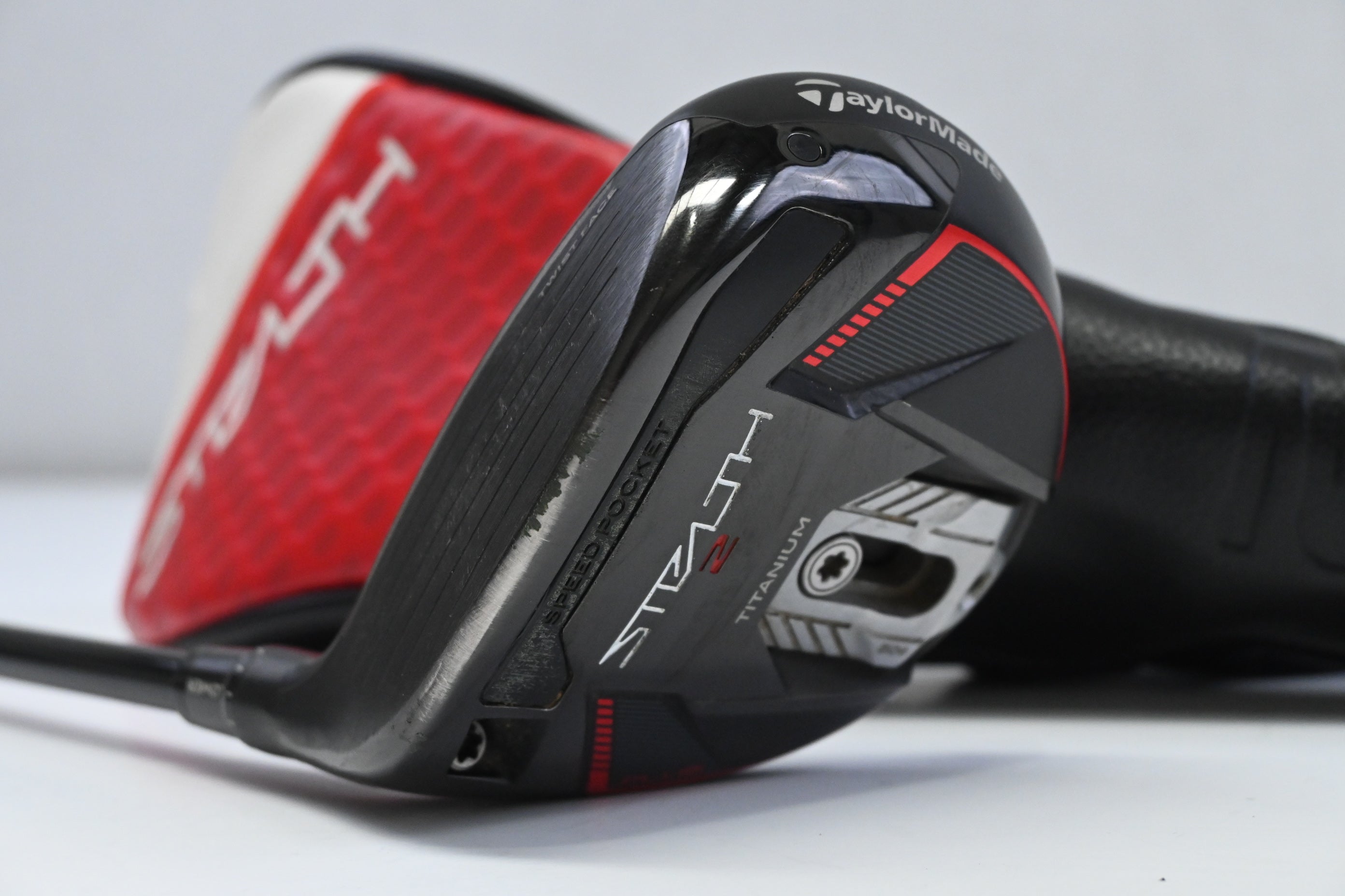 Left Hand Taylormade Stealth 2 Plus #5 Wood / 18 Degree / Regular Flex Kai'li Red