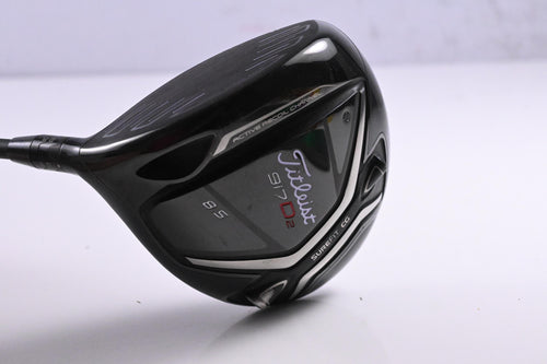 Left Hand Titleist 917 D2 Driver / 8.5 Degree / Regular Flex Vanquish 5 Shaft
