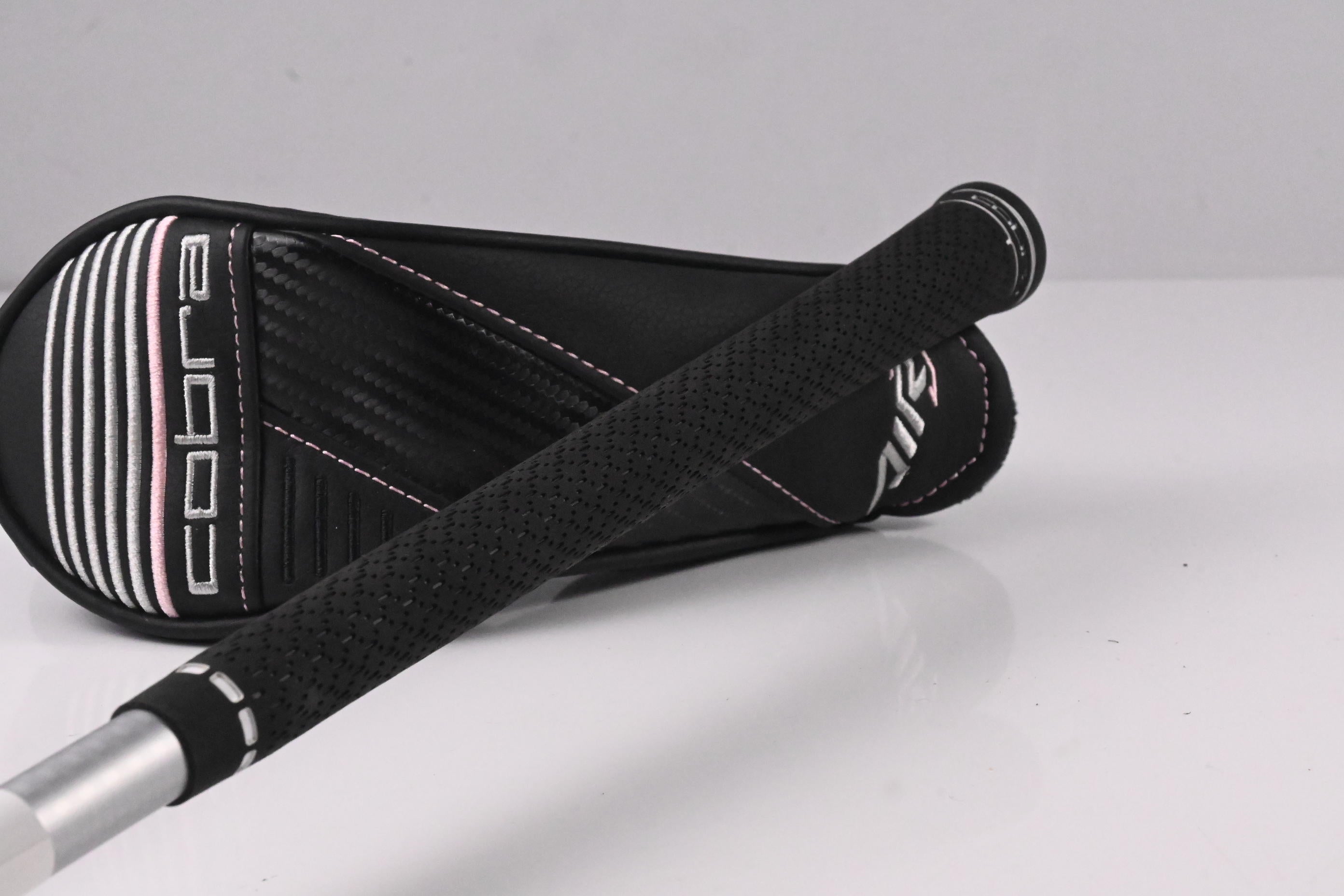 Cobra Air-X #7 Hybrid / 32 Degree / Ladies Flex Ultralite 45 Shaft