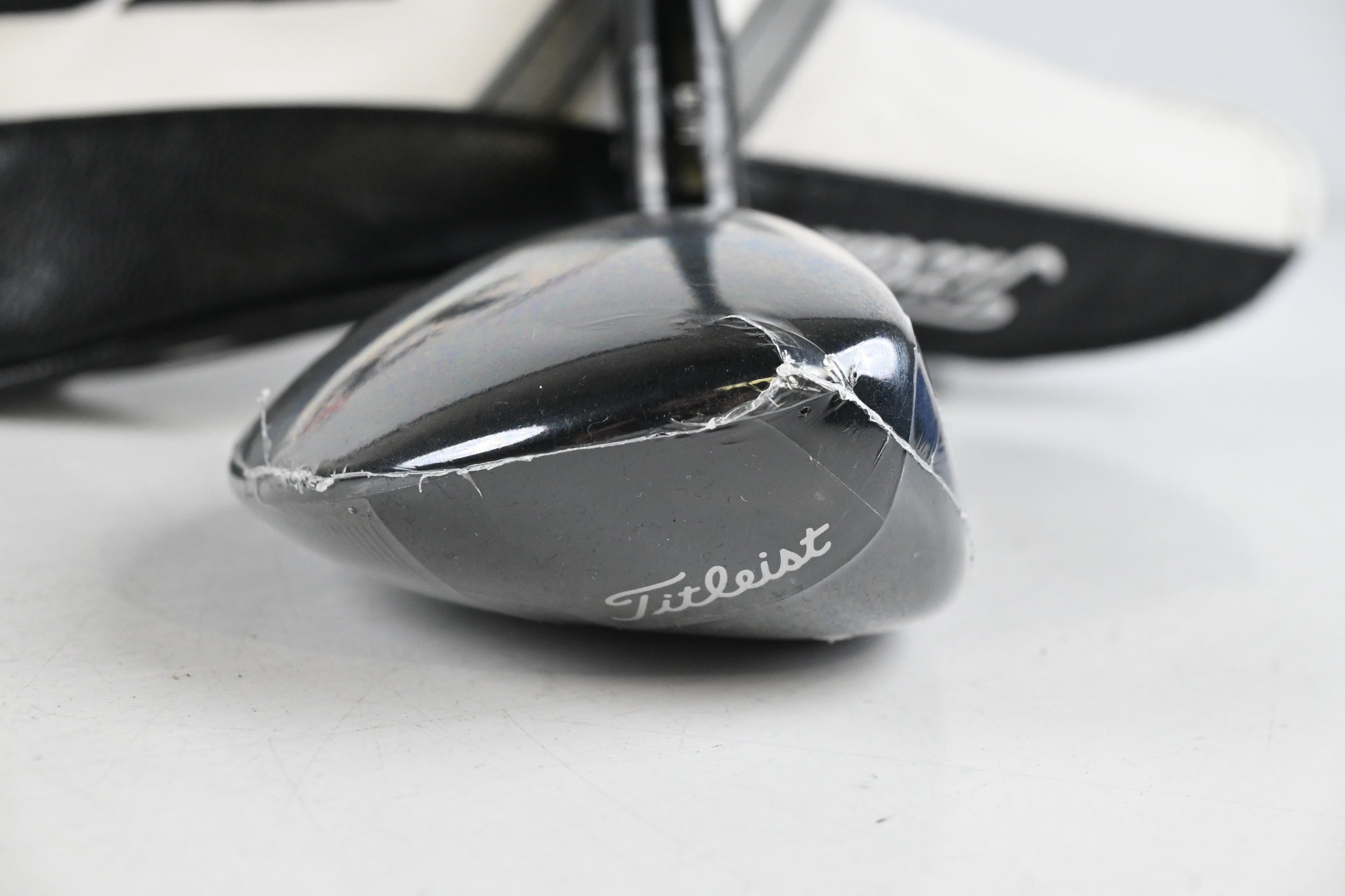 Titleist TSi2 #4 Hybrid / 21 Degree / Stiff Flex Hzrdus Smoke Black RDX 80 Shaft