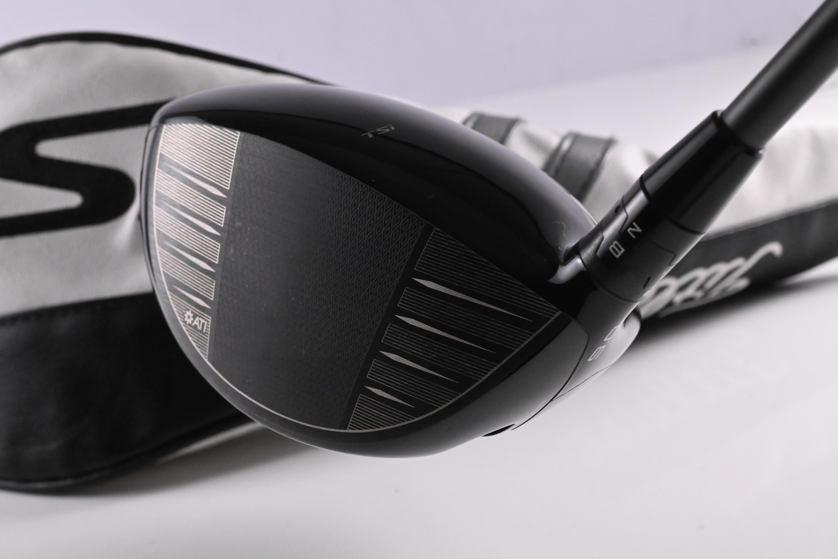 Titleist TSi3 Driver / 9 Degree / TX-Flex Hzrdus Smoke IM10 70 Shaft