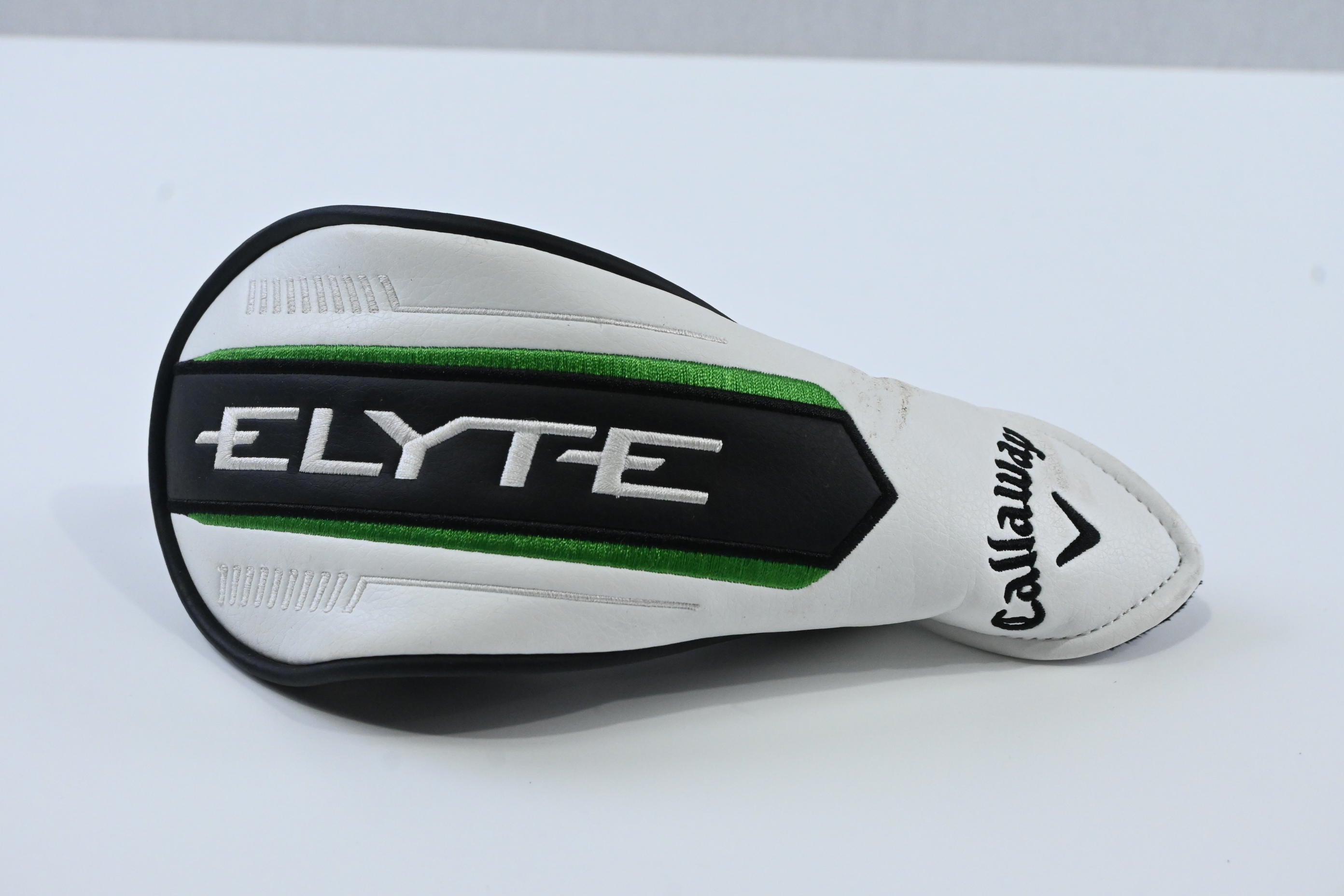 Callaway Elyte #5 Hybrid / 24 Degree / Regular Flex Denali Charcoal 60 Shaft