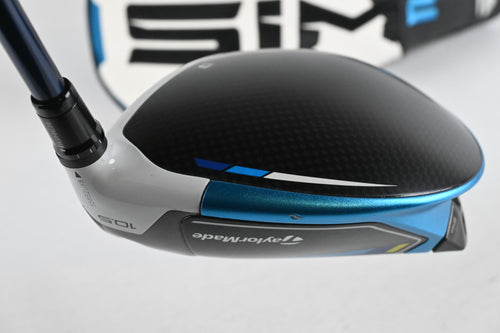 TaylorMade SIM2 Max Driver / 10.5 Degree / Regular Flex Fujikura Ventus Blue 5 Shaft