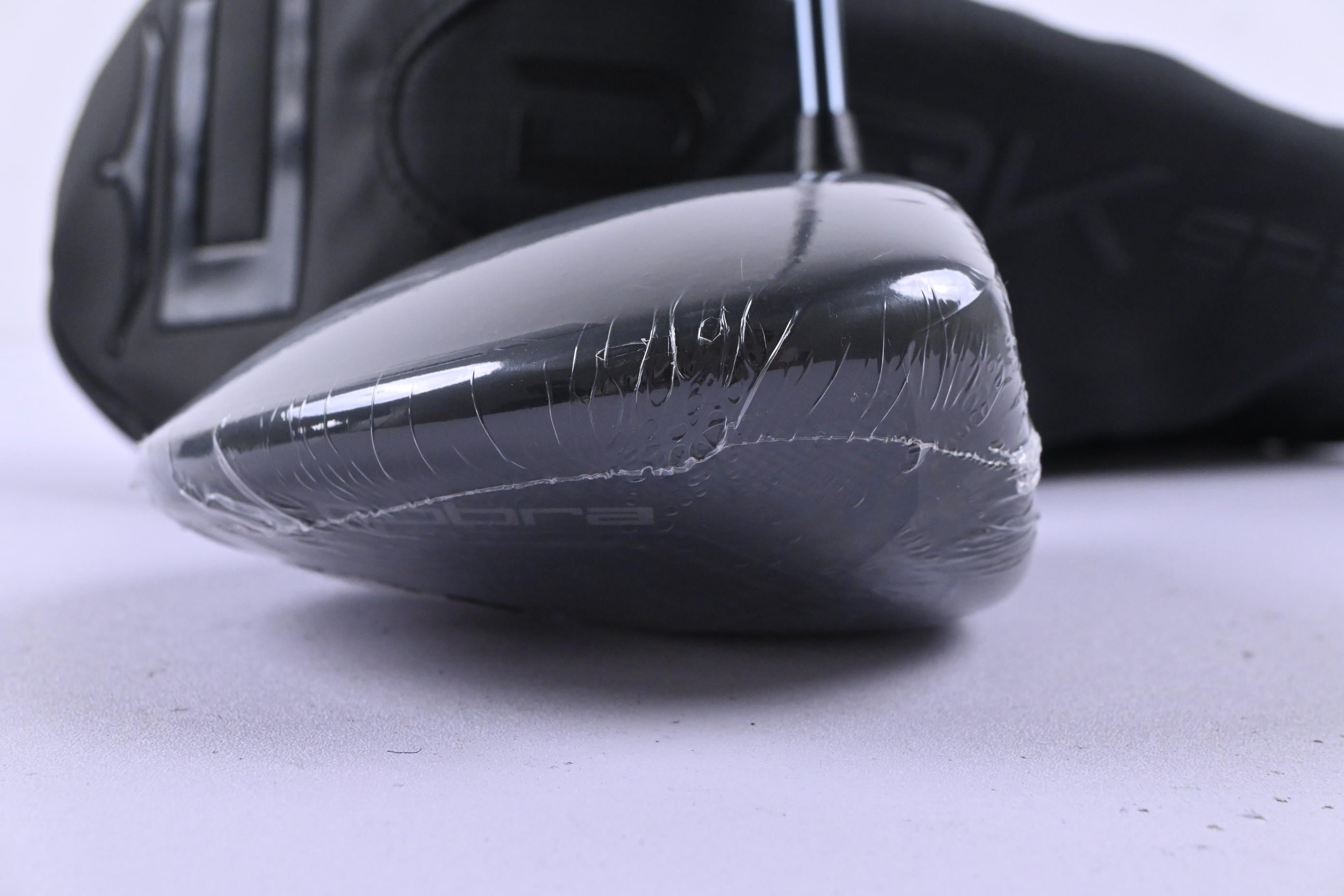 Cobra Darkspeed Max Driver / 10.5 Degree / Regular Flex UST Mamiya Lin.Q M40X