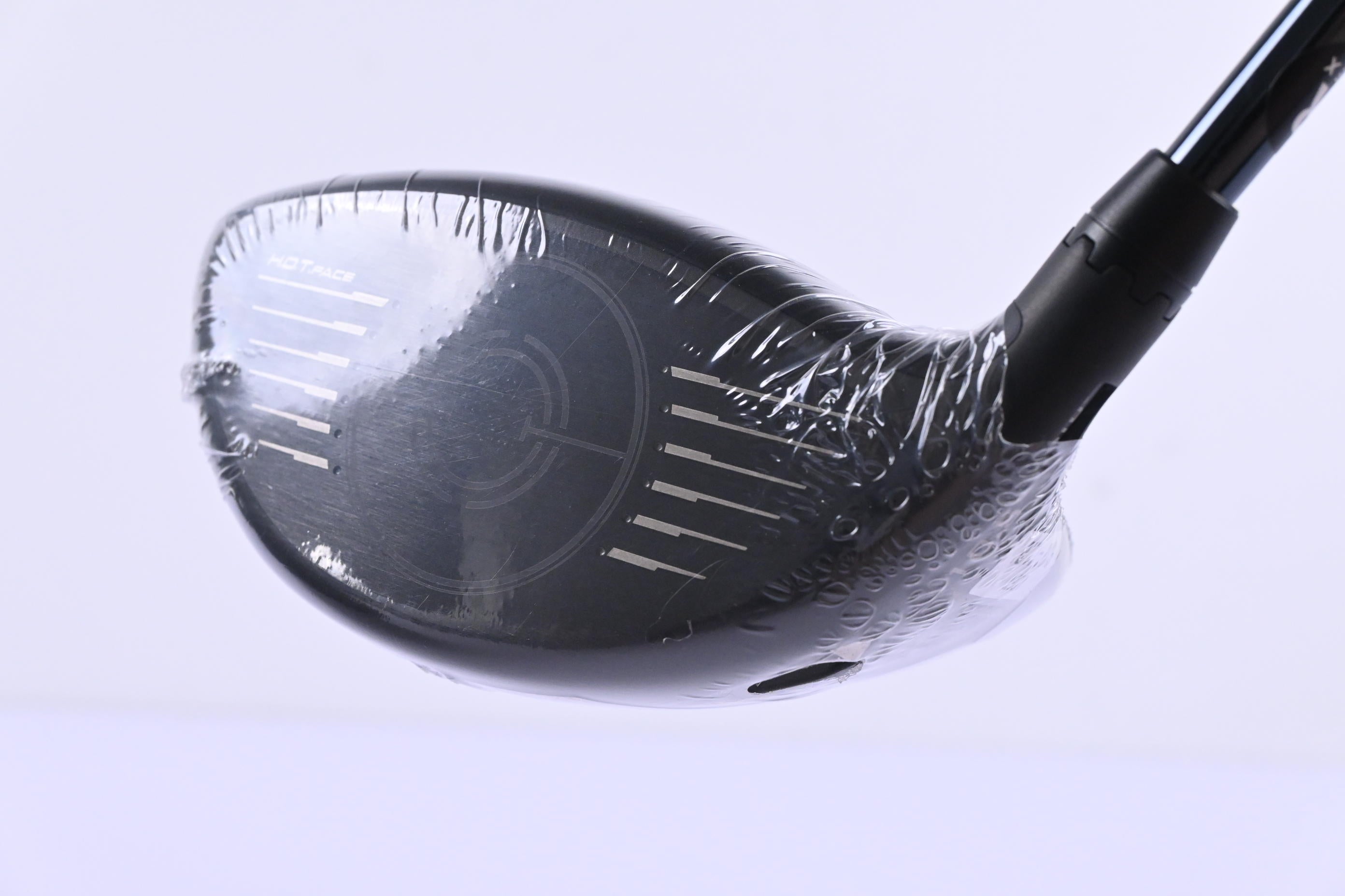 Cobra Darkspeed Max Driver / 10.5 Degree / Regular Flex UST Mamiya Lin.Q M40X