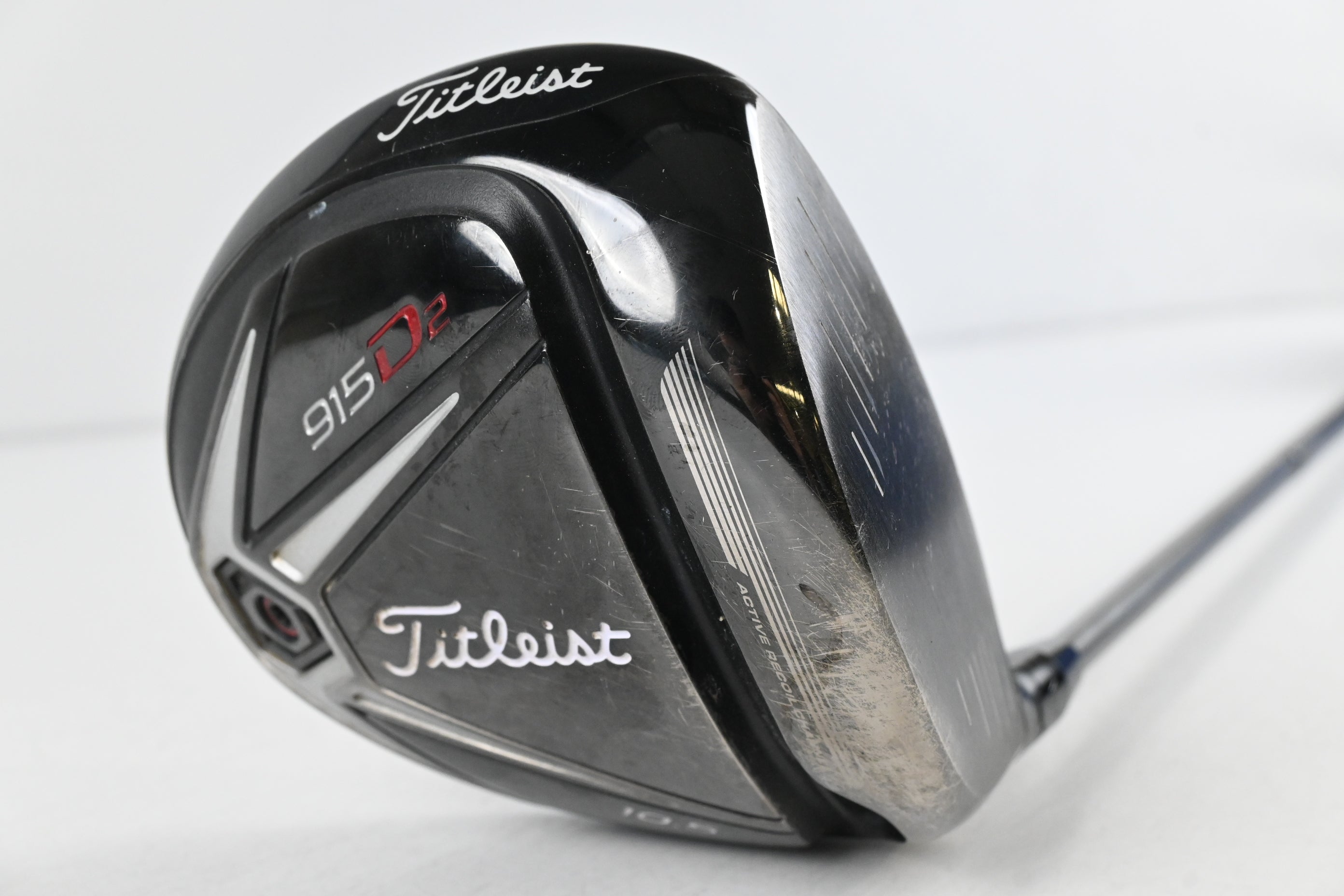 Titleist 915 D2 Driver / 10.5 Degree / Stiff Flex Aldila Rogue M.AX 65 Shaft