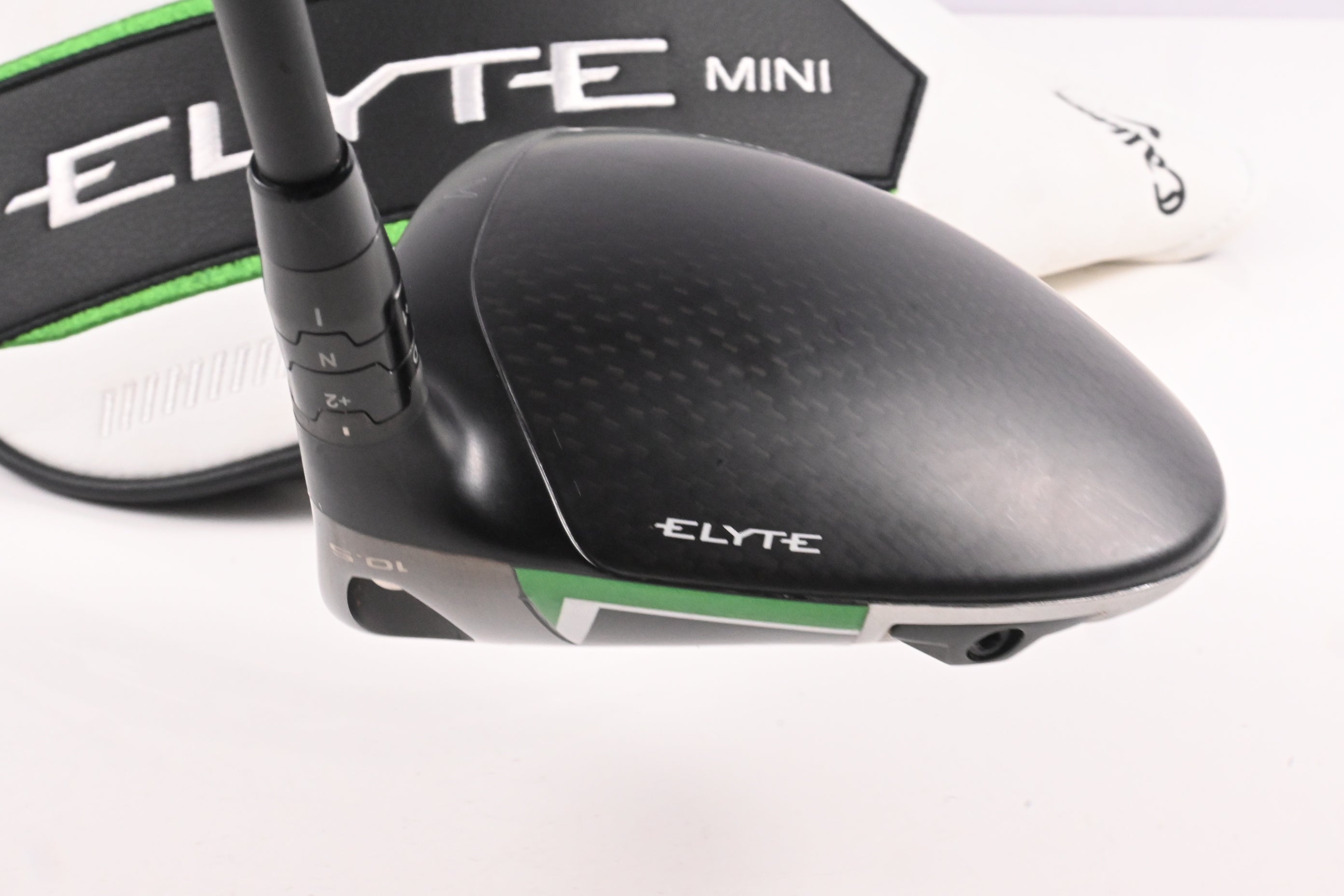 Callaway Elyte X Driver / 10.5 Degree / Senior Flex Vanquish 4 Shaft