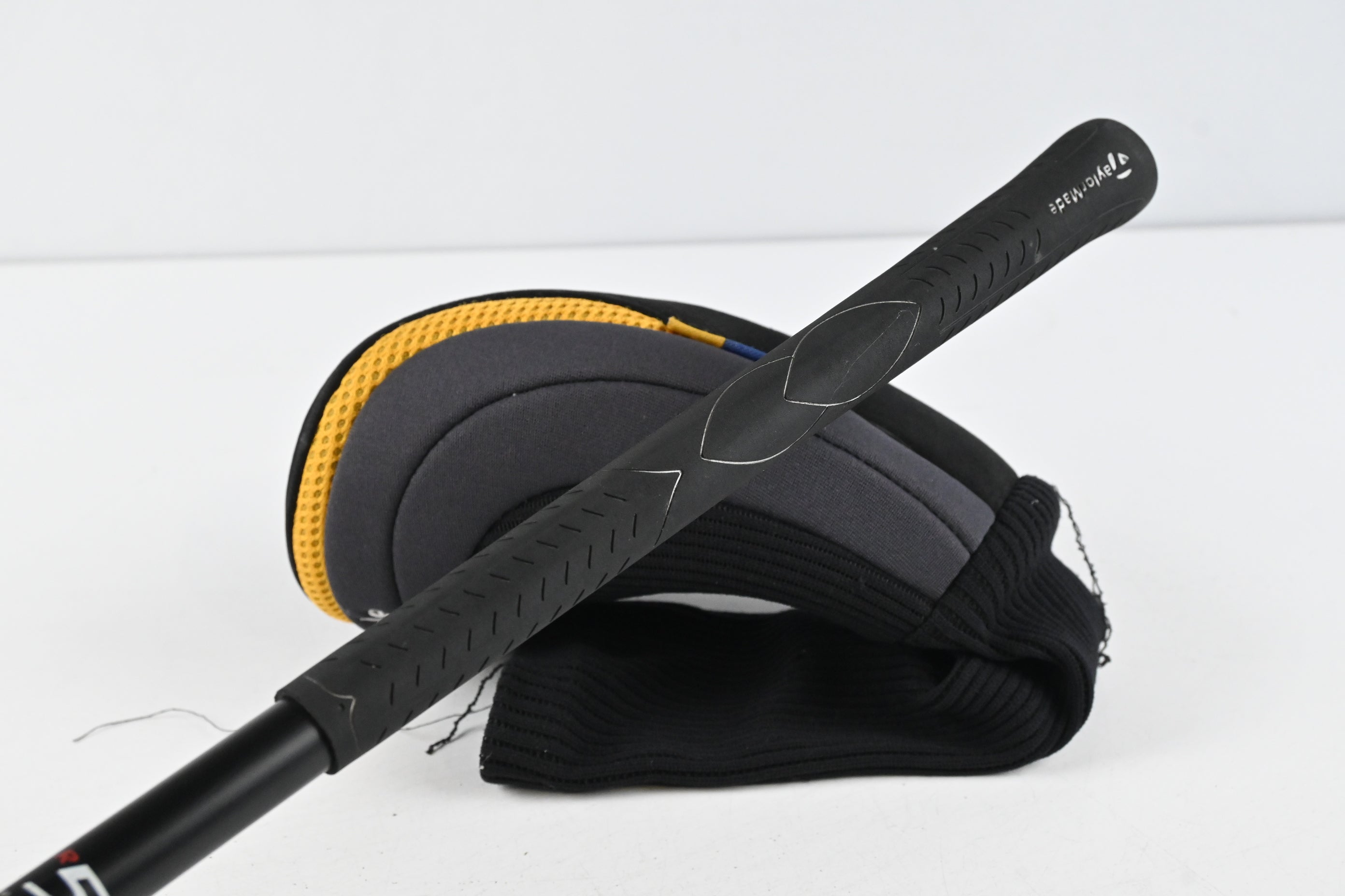 Taylormade R540 Driver / 10.5 Degree / Regular Flex Taylormade M.A.S.2 70