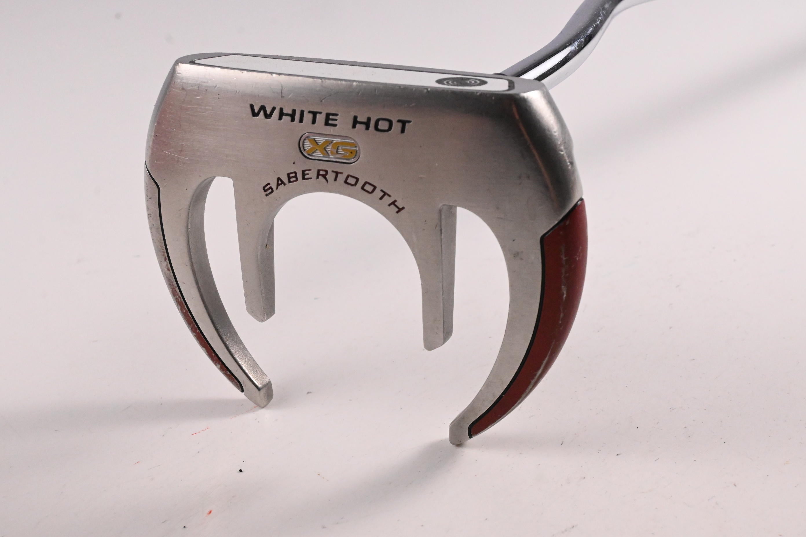 Odyssey White Hot XG Sabertooth Putter / 34 Inch
