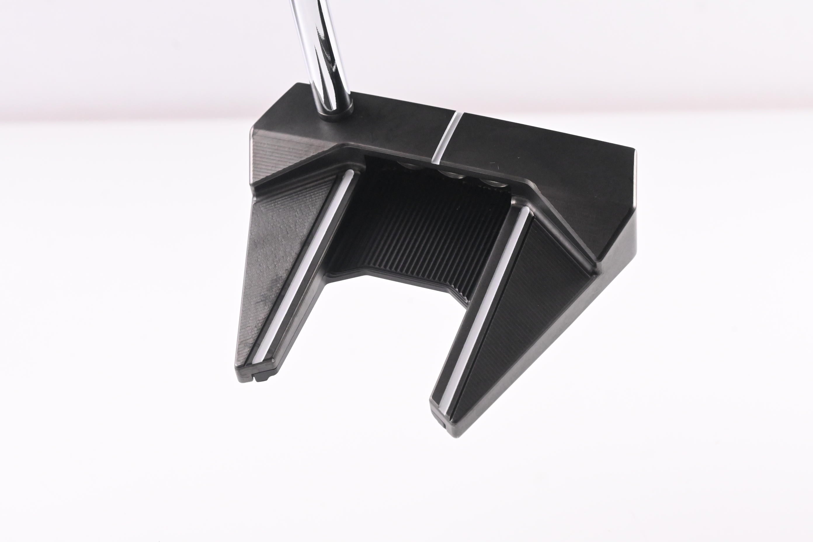 Scotty Cameron Phantom Black #7 Putter / 33 Inch