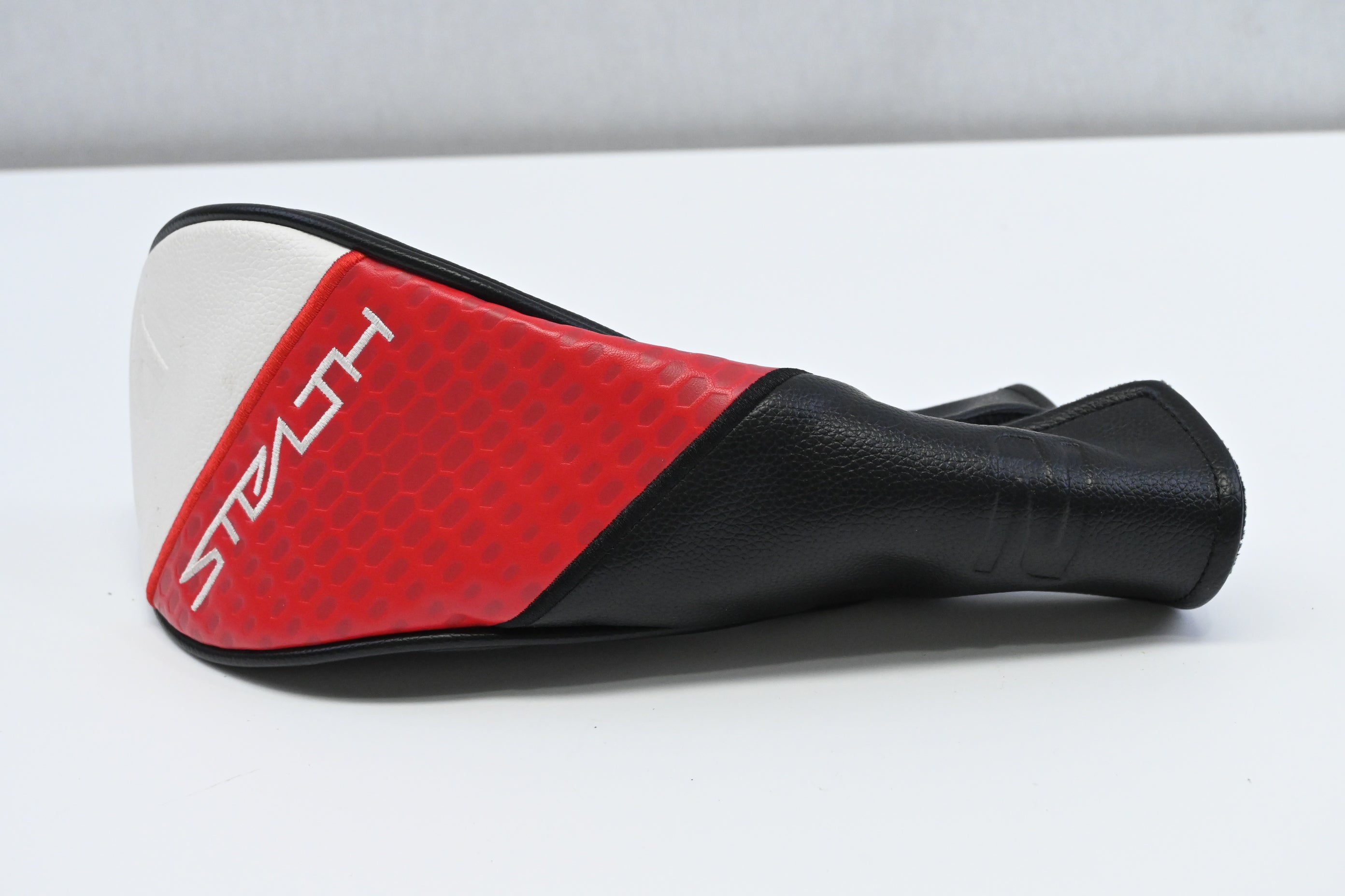 Left Hand Taylormade Stealth 2 Plus #5 Wood / 18 Degree / Regular Flex Kai'li Red