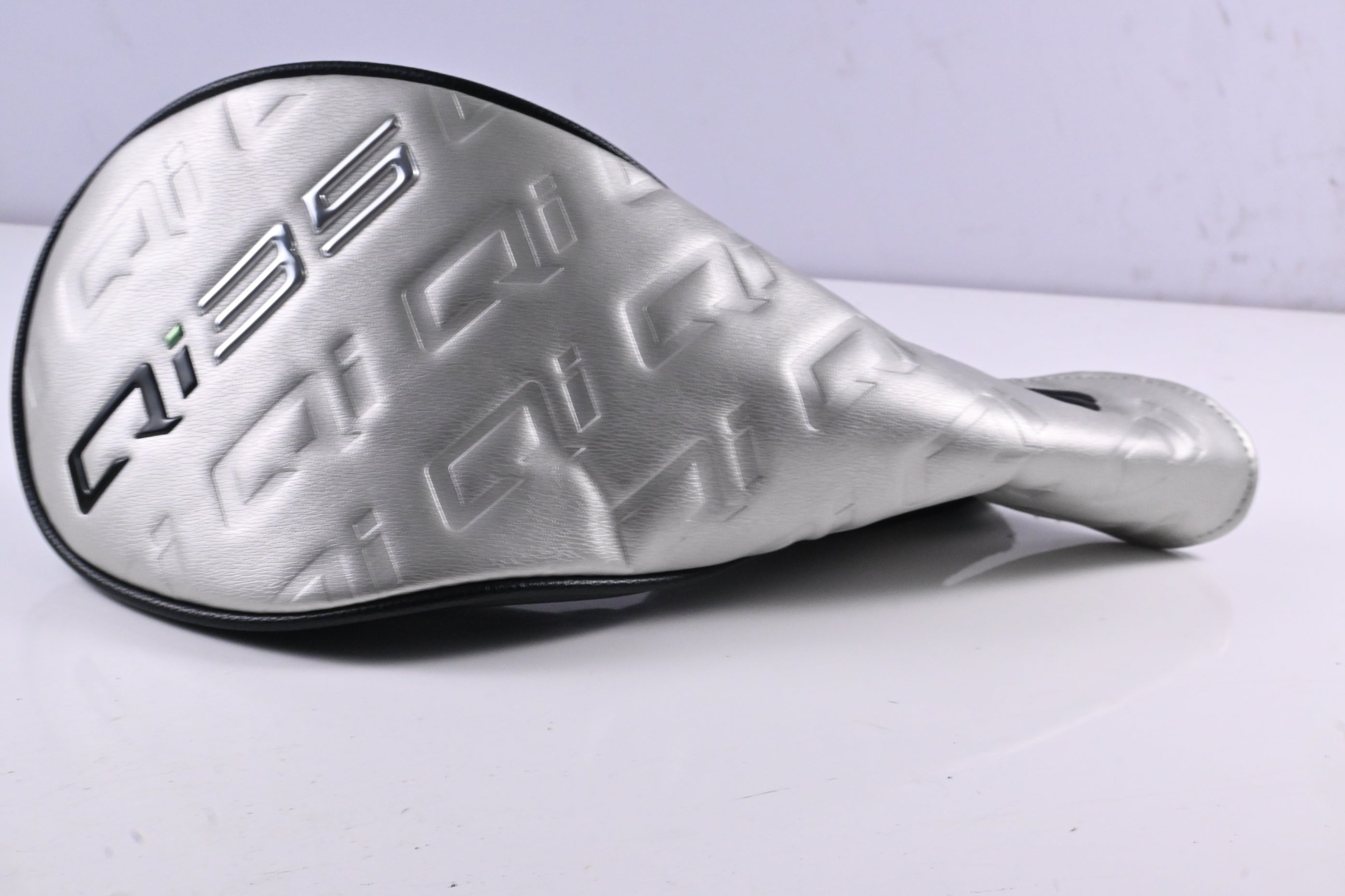 Taylormade Qi35 Max Lite Driver / 12 Degree / Regular Flex Vanquish 4 Shaft