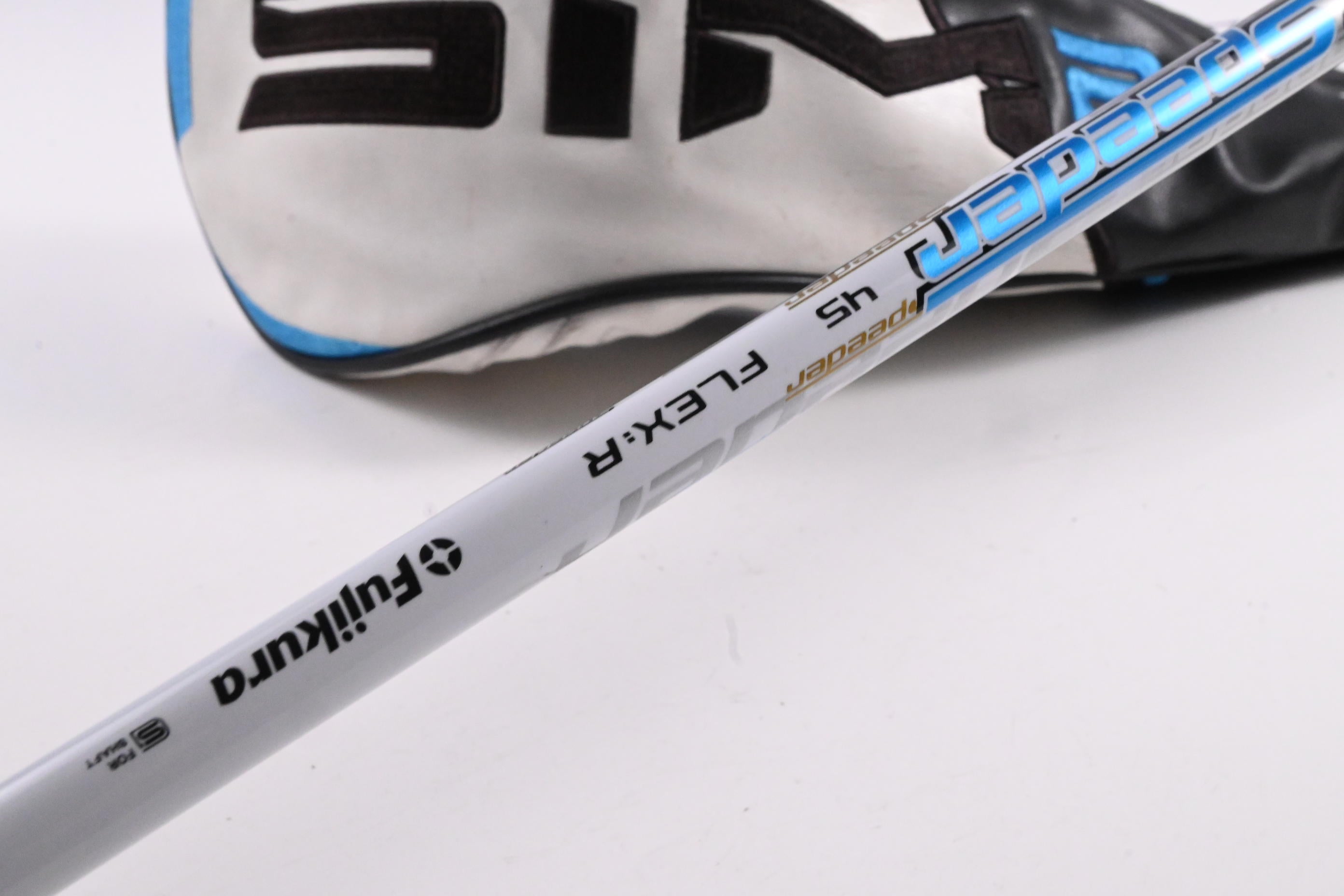 Left Hand Taylormade SIM2 Max D Driver / 10.5 Degree / Regular Flex Air Speeder