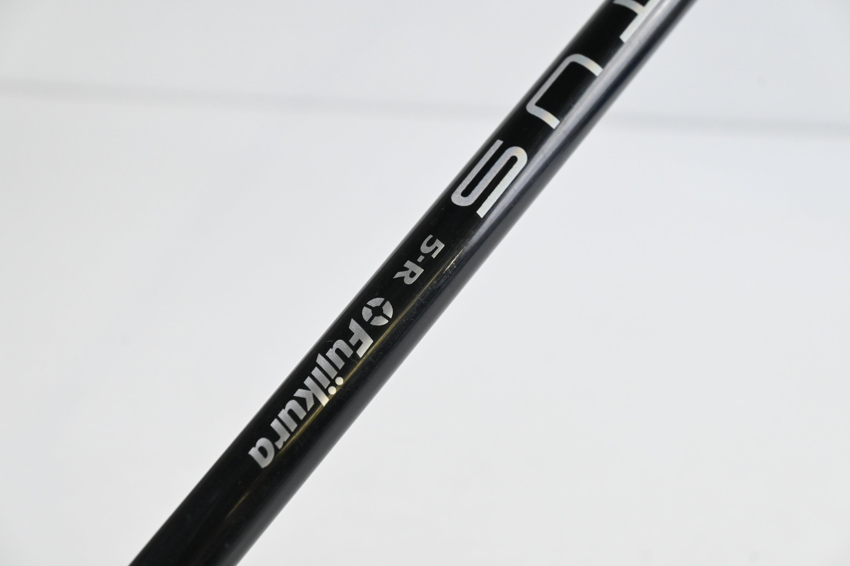 Left Hand Taylormade M6 Driver / 10.5 Degree / Regular Flex Ventus Red 5 Shaft