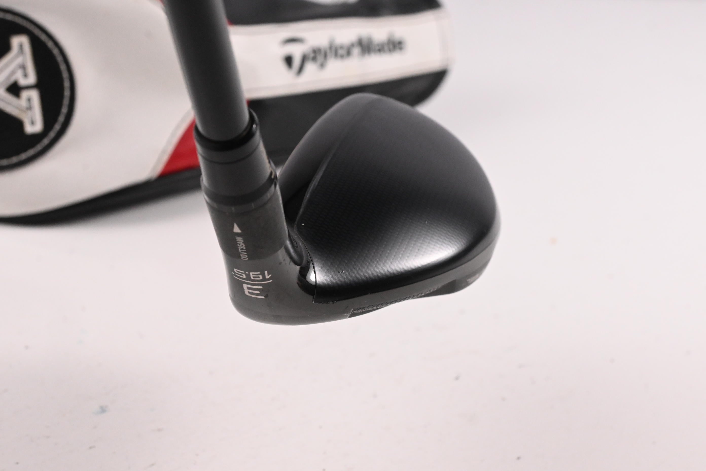 Taylormade SIM2 #3 Hybrid / 19.5 Degree / Stiff Flex Tensei AV Blue 80 Shaft