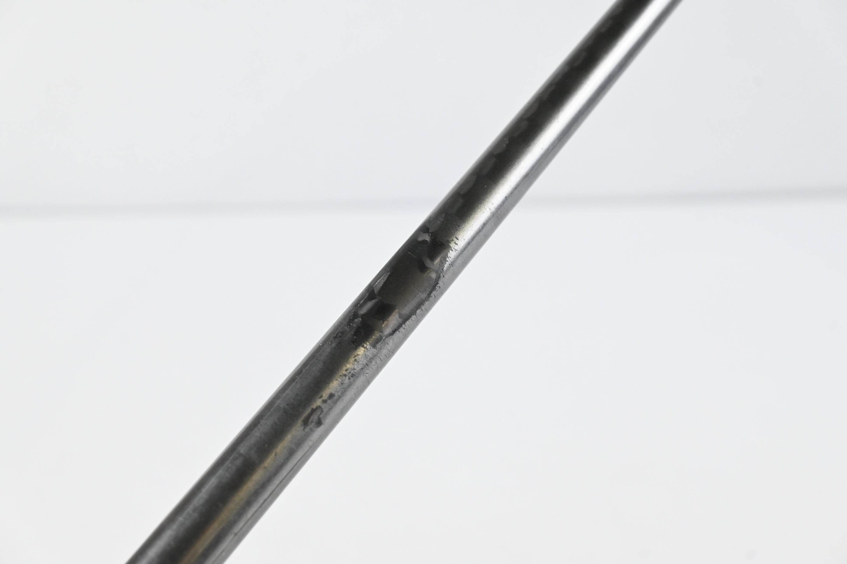 Titleist 915 D2 Driver / 10.5 Degree / Stiff Flex Aldila Rogue M.AX 65 Shaft