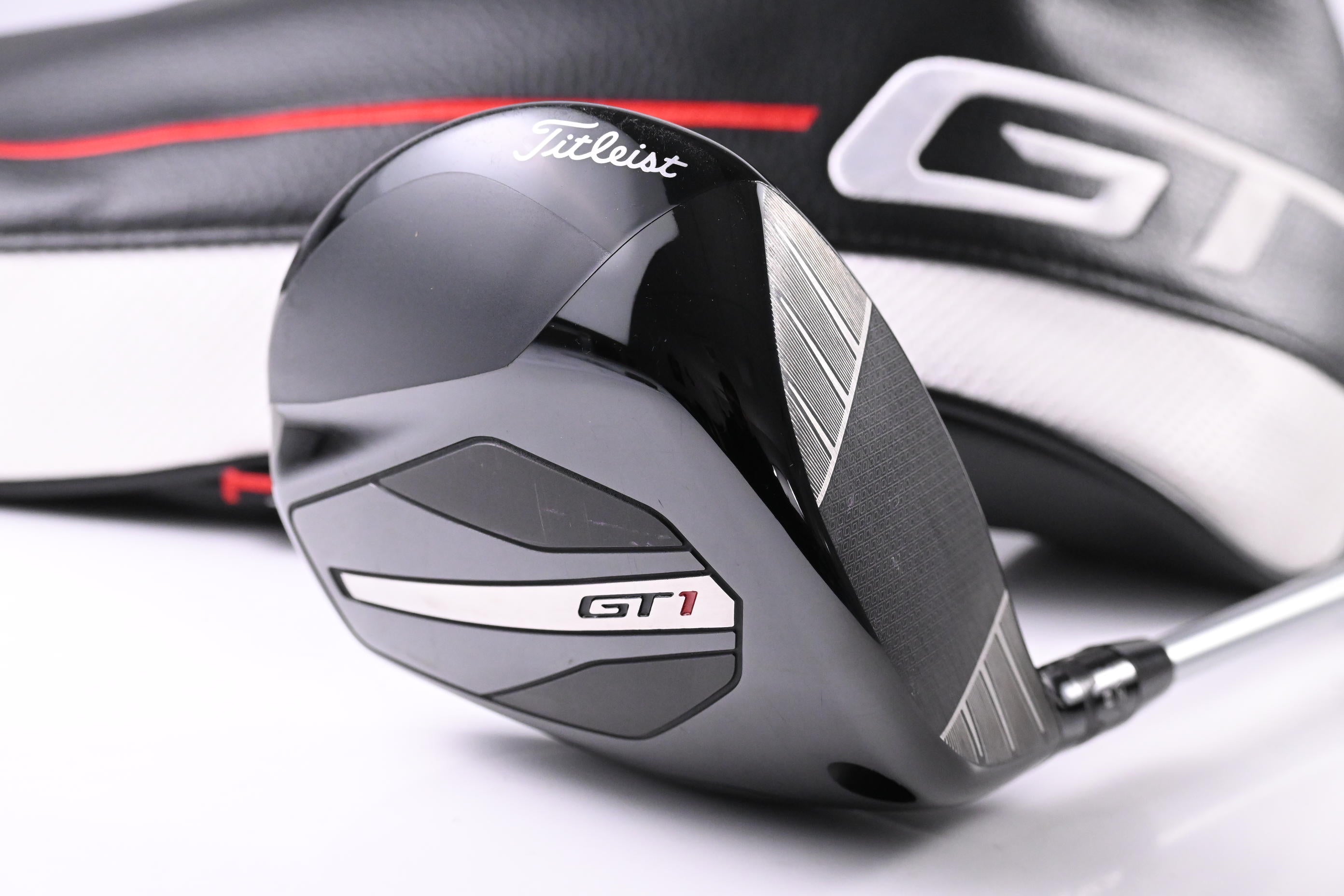 Titleist GT1 Driver / 10 Degree / Regular Flex Fujikura Air Speeder 40 Shaft