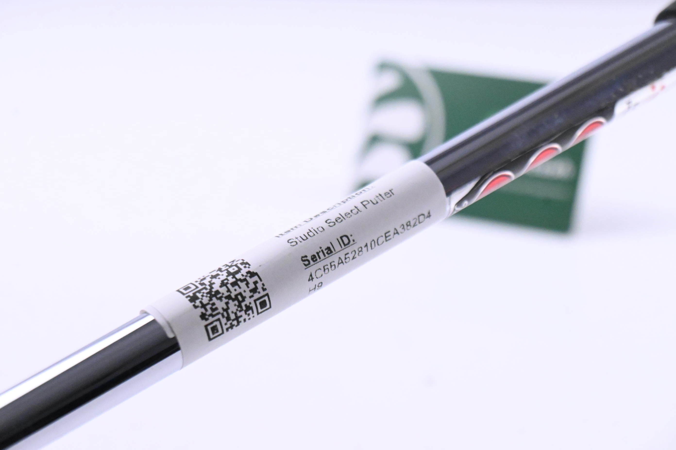 Scotty Cameron Studio Select Newport 2.5 Putter / 32 Inch