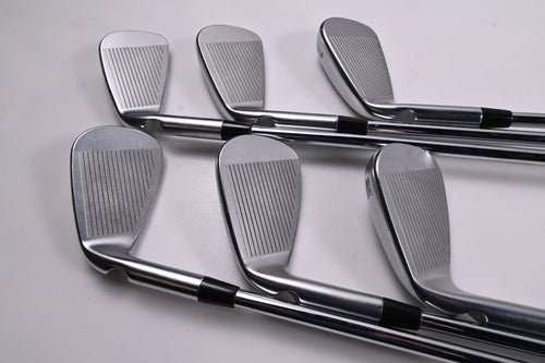 Ping i530 Irons / 5-PW / Red Dot / Regular Flex Dynamic Gold Mid 100 R300 Shafts
