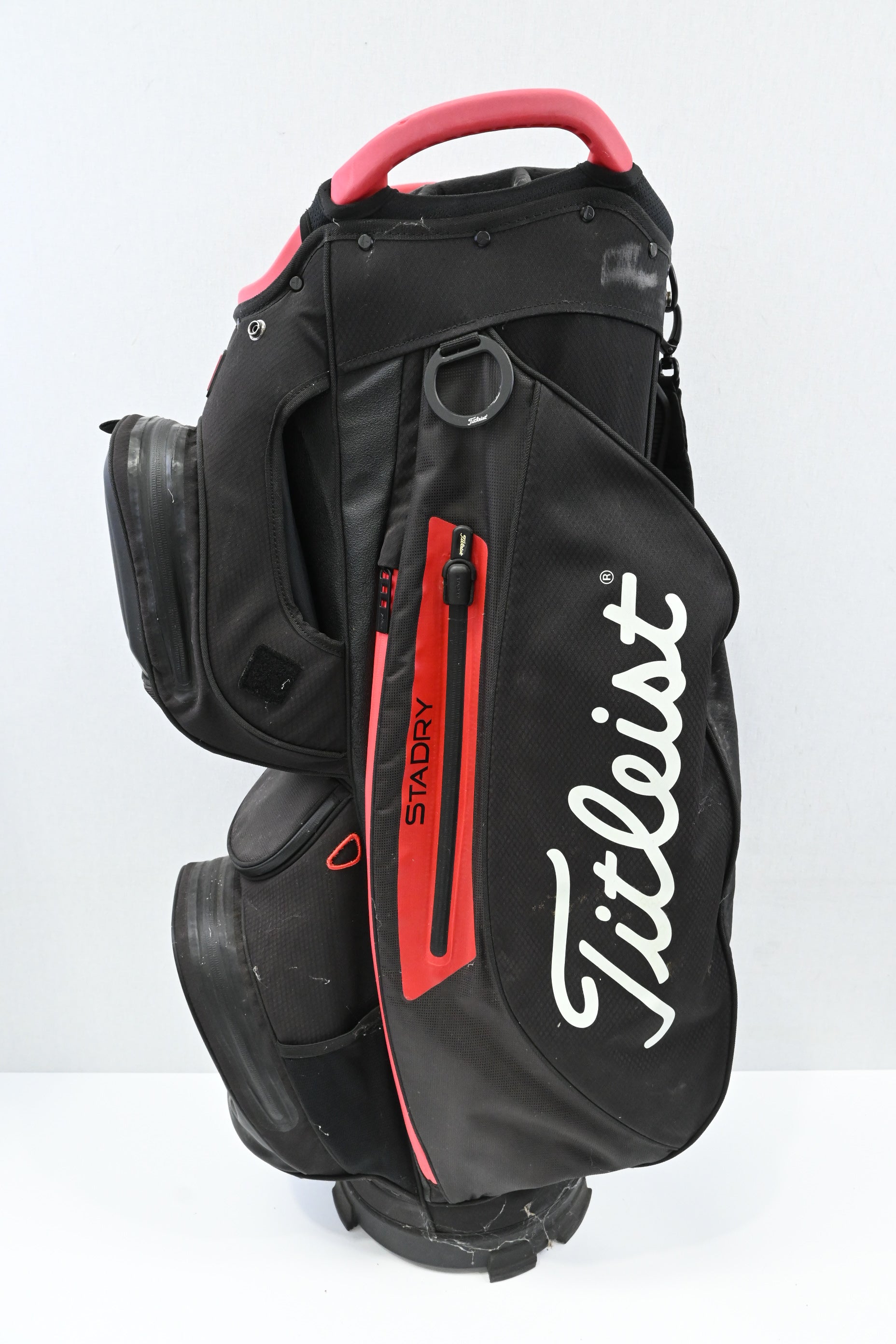 Titleist StaDry Cart Bag / 14-Way Divider / Black, Red