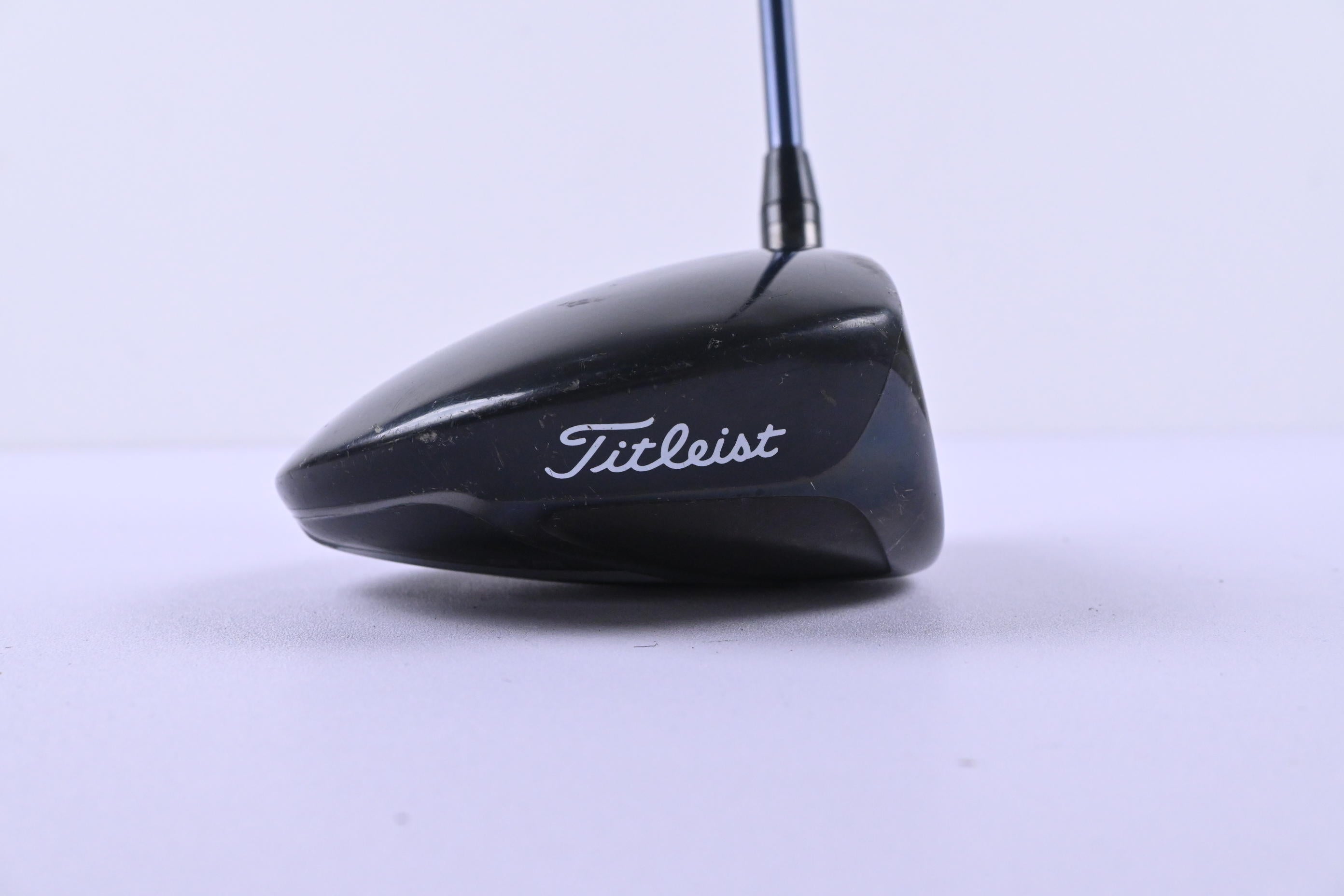 Titleist 910 D2 Driver / 9.5 Degree / Stiff Flex Diamana Kai'li 65 Shaft