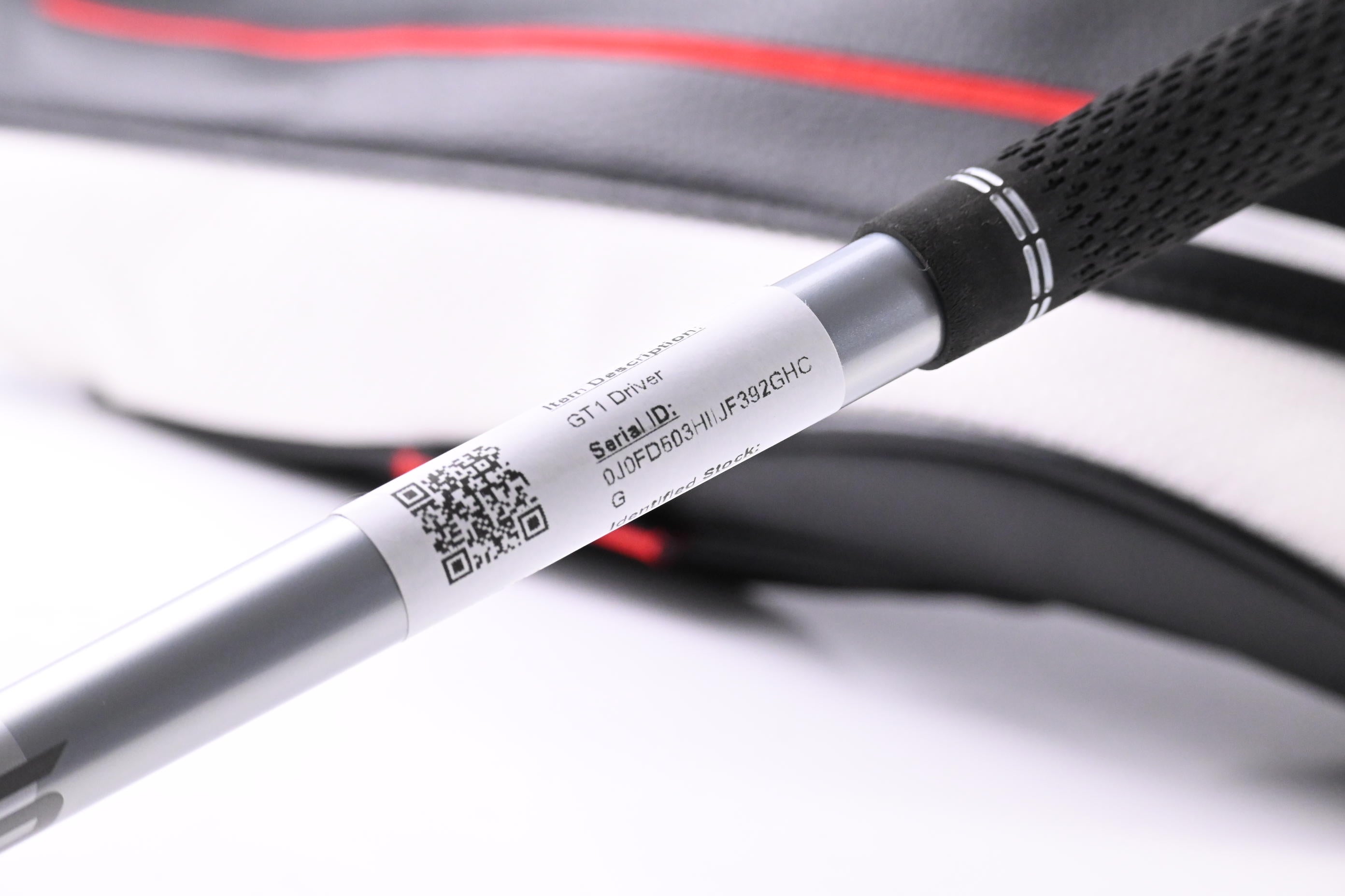 Titleist GT1 Driver / 10 Degree / Regular Flex Fujikura Air Speeder 40 Shaft