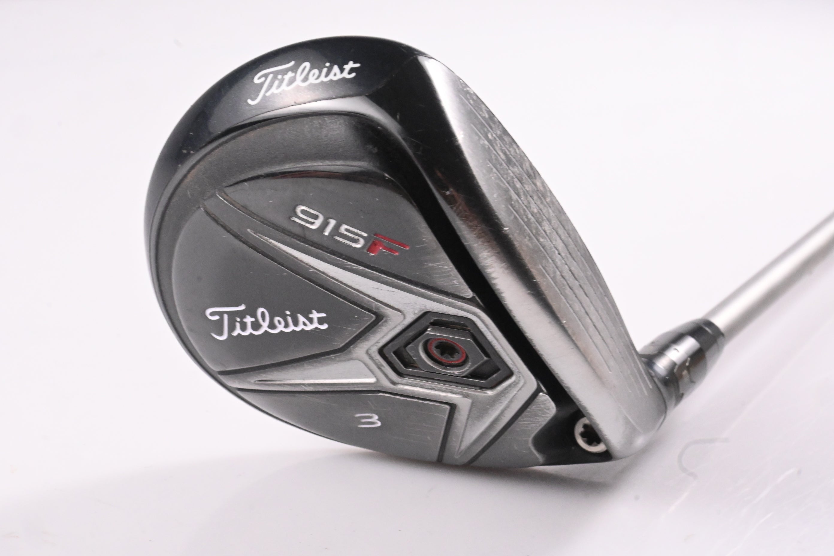 Titleist 915 F #3 Wood / 16.5 Degree / Regular Flex Diamana M+ Red 60 Shaft