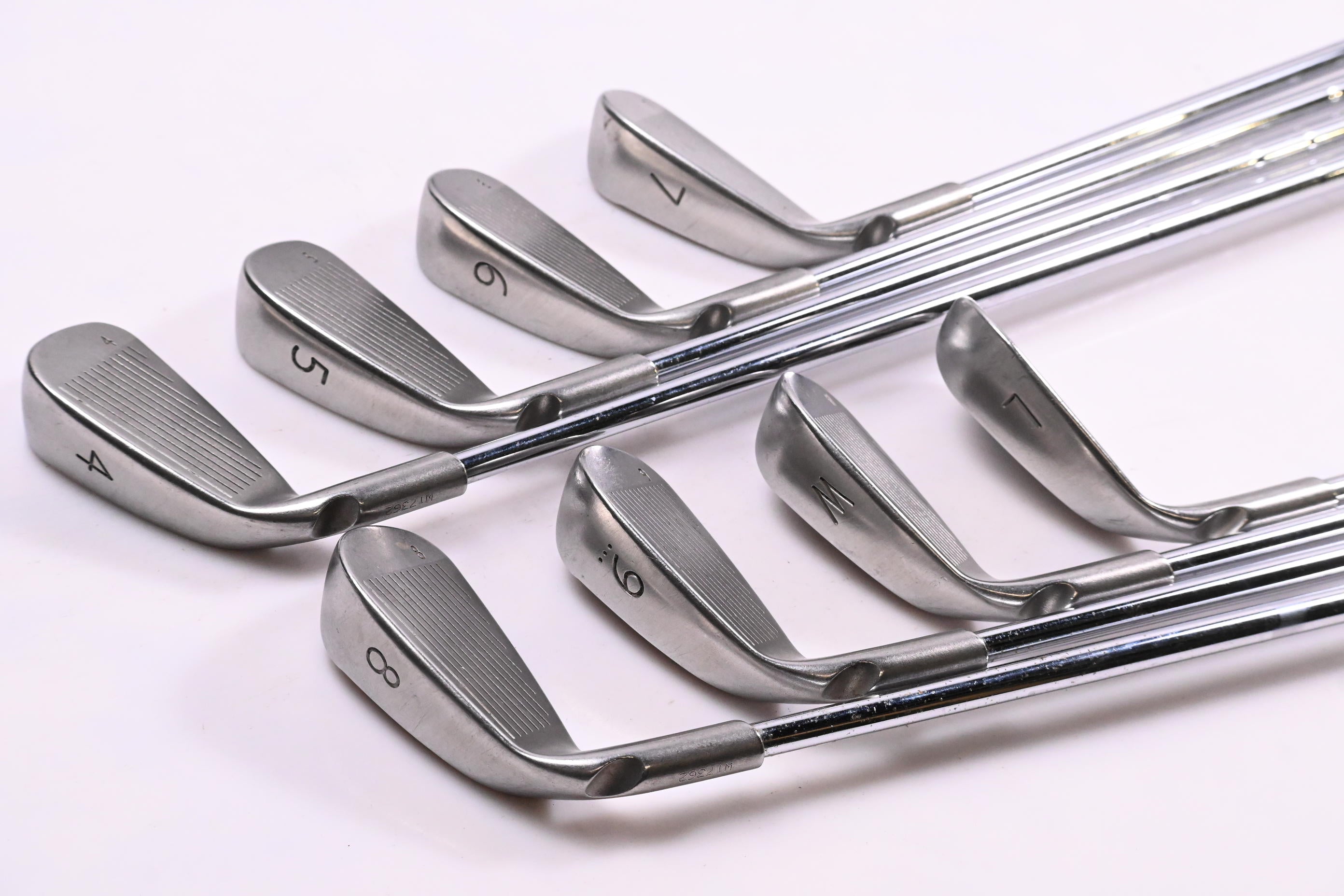 Ping G10 Irons / 4-PW+LW / White Dot / Stiff Flex Ping AWT Shafts