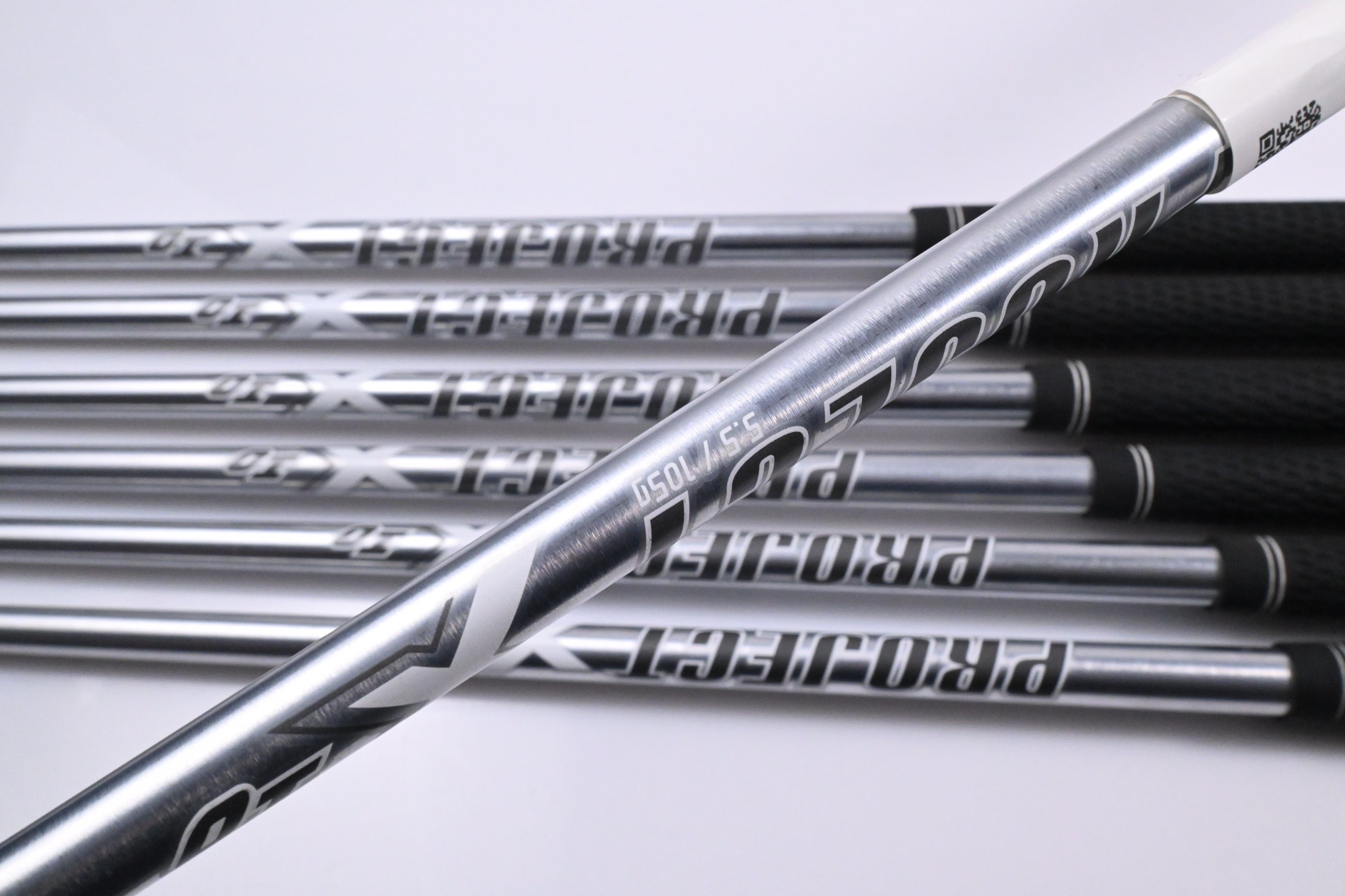 Ping i230 Irons / 4-PW / Red Dot / Regular Plus Flex Project X IO 105 Shafts