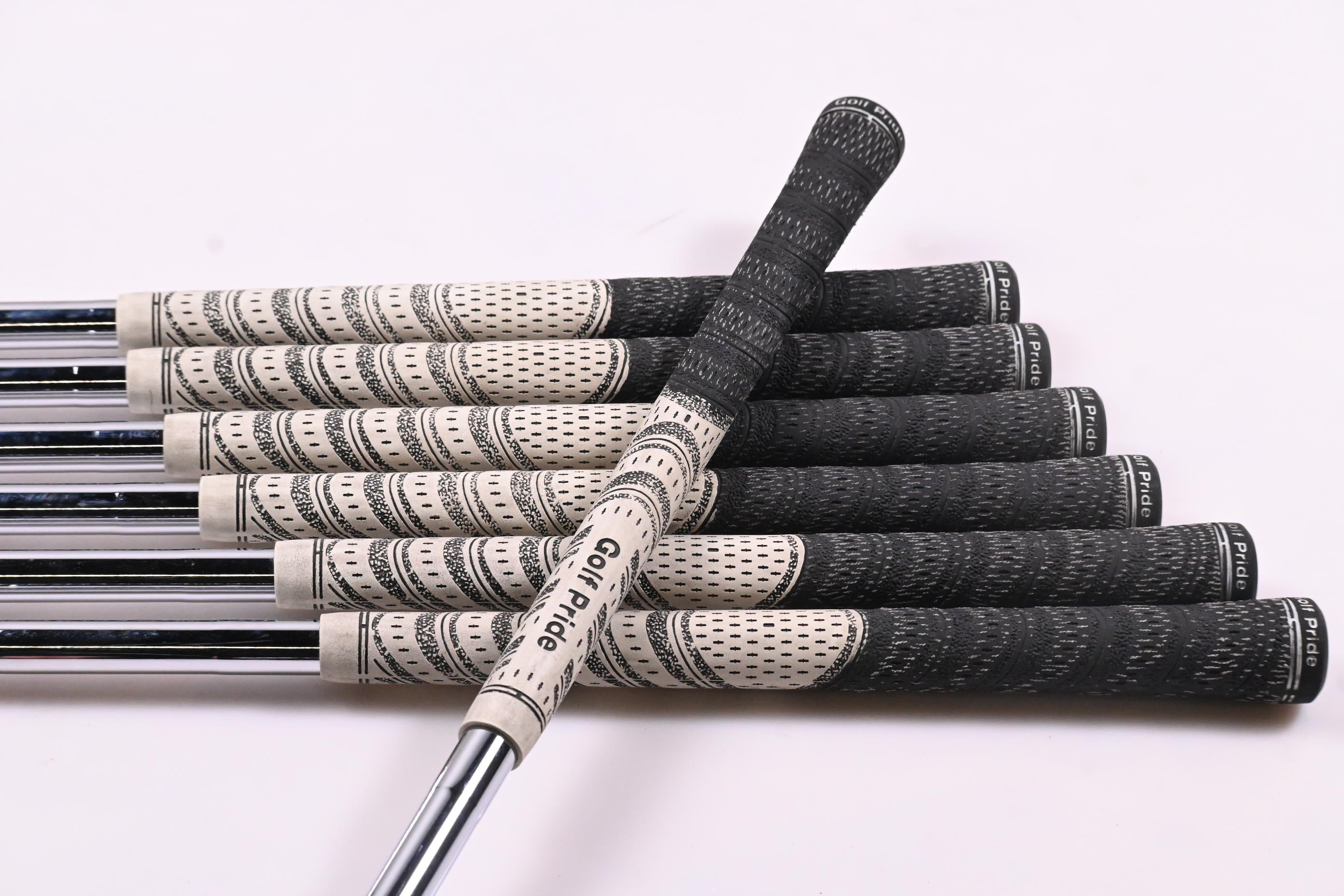 Cobra King Tour 2023 Irons / 4-PW / Stiff Flex KBS Tour Lite Shafts