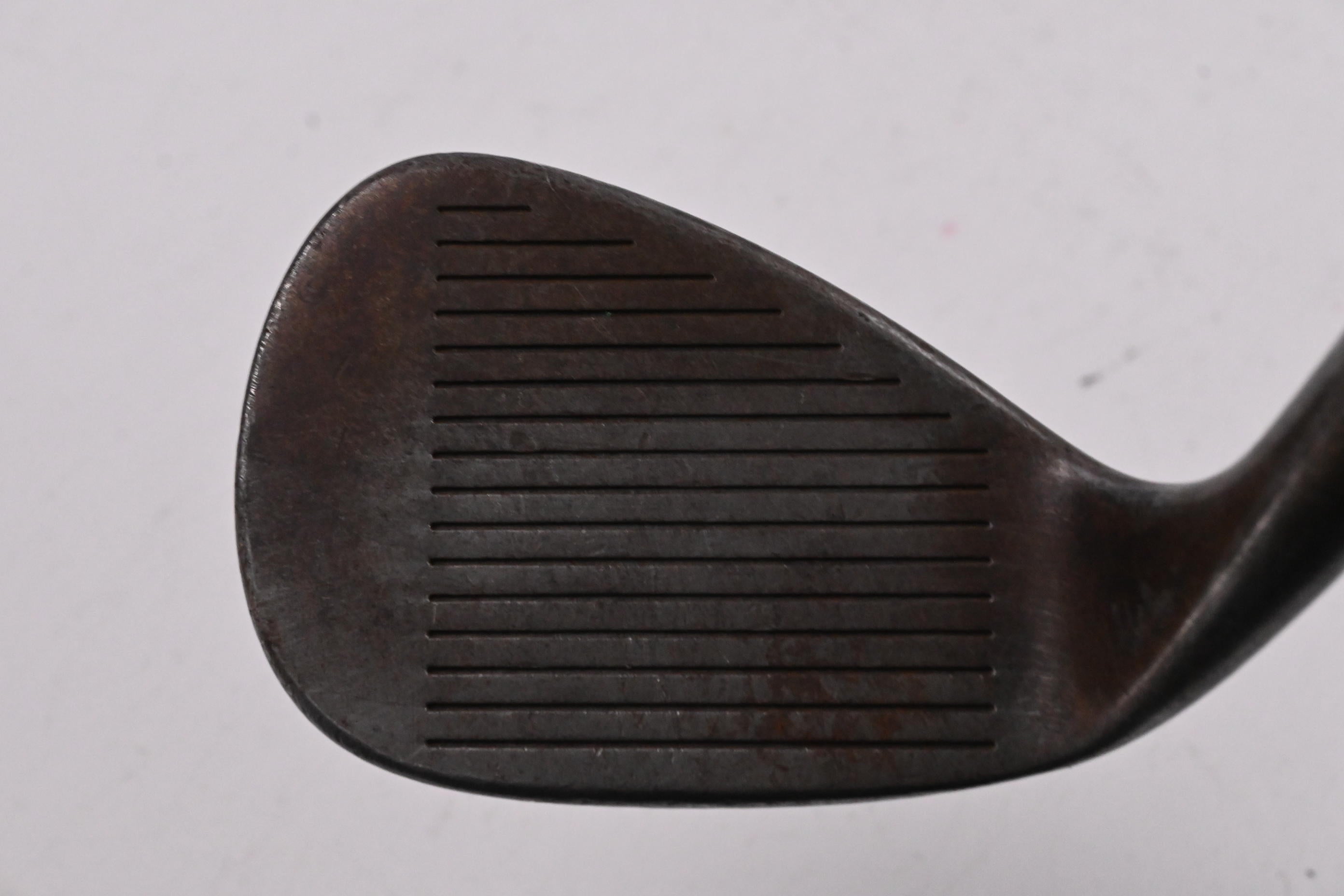 Titleist Vokey Oil Can Gap Wedge / 52 Degree / Wedge Flex Dynamic Gold Shaft