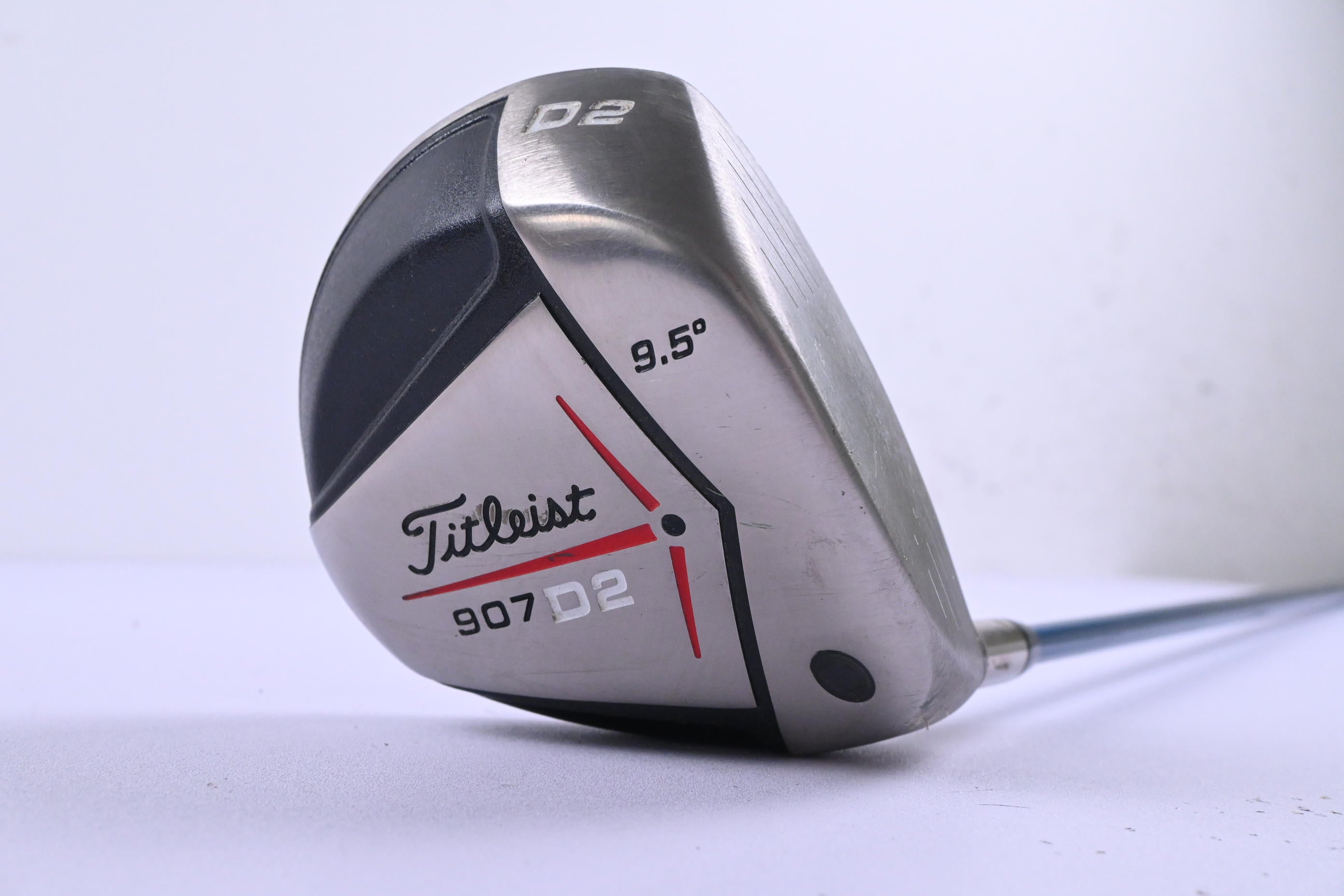 Titleist 907 D2 Driver / 9.5 Degree / Stiff Flex Aldila VS Proto 65 Shaft