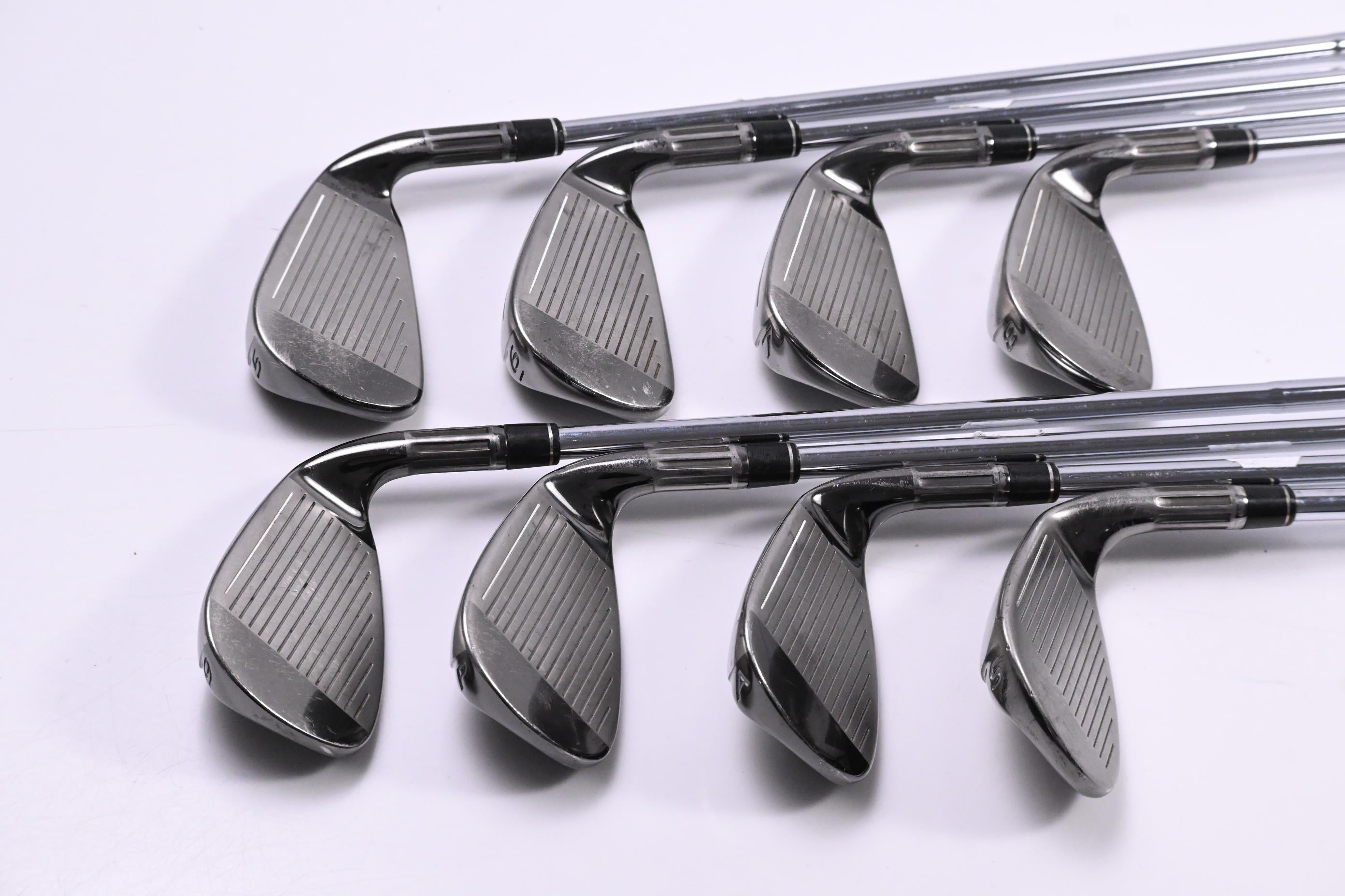 Left Hand Taylormade M2 2016 Irons / 5-PW+GW+SW / Regular Flex Reax 88 Shafts