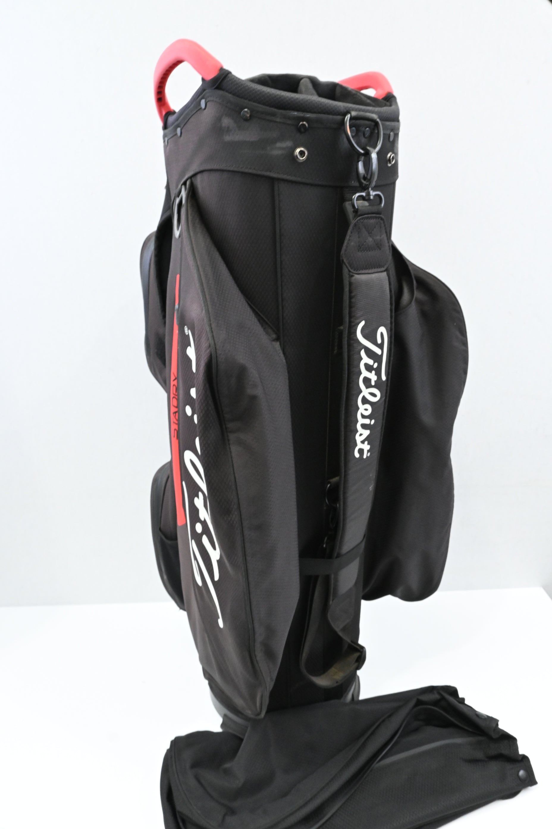 Titleist StaDry Cart Bag / 1-Way Divider / Black, Brown, Red