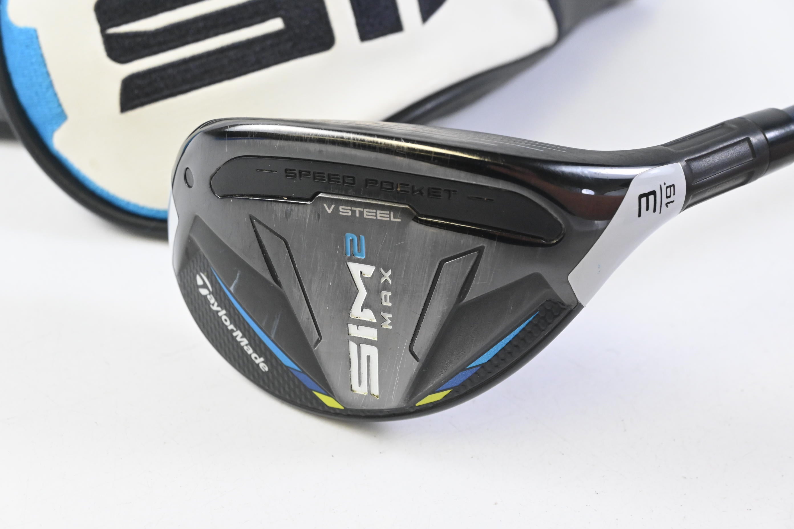 Taylormade SIM2 Max #3 Hybrid / 19 Degree / Regular Flex Ventus Blue 6 Shaft