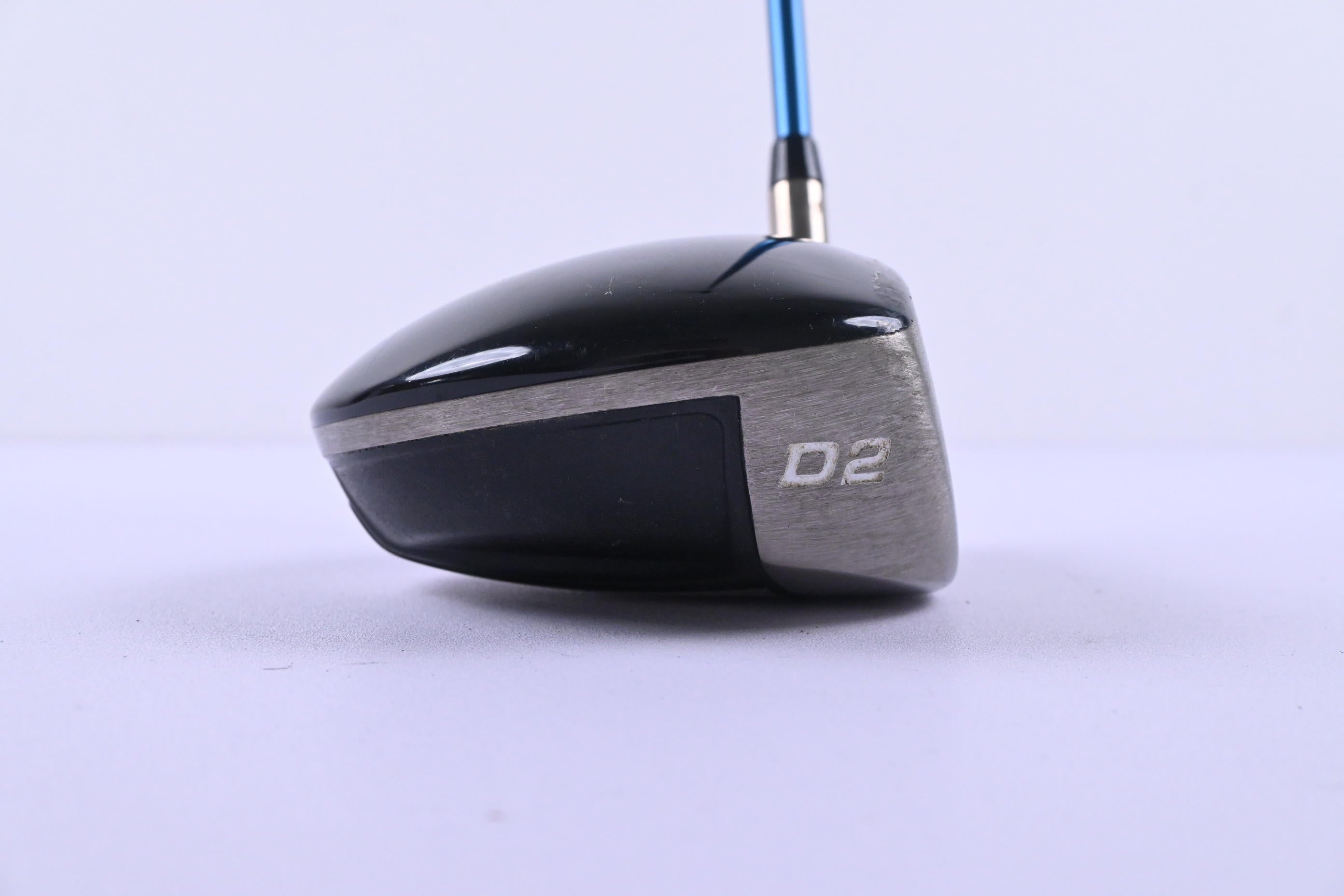 Titleist 907 D2 Driver / 9.5 Degree / Stiff Flex Aldila VS Proto 65 Shaft