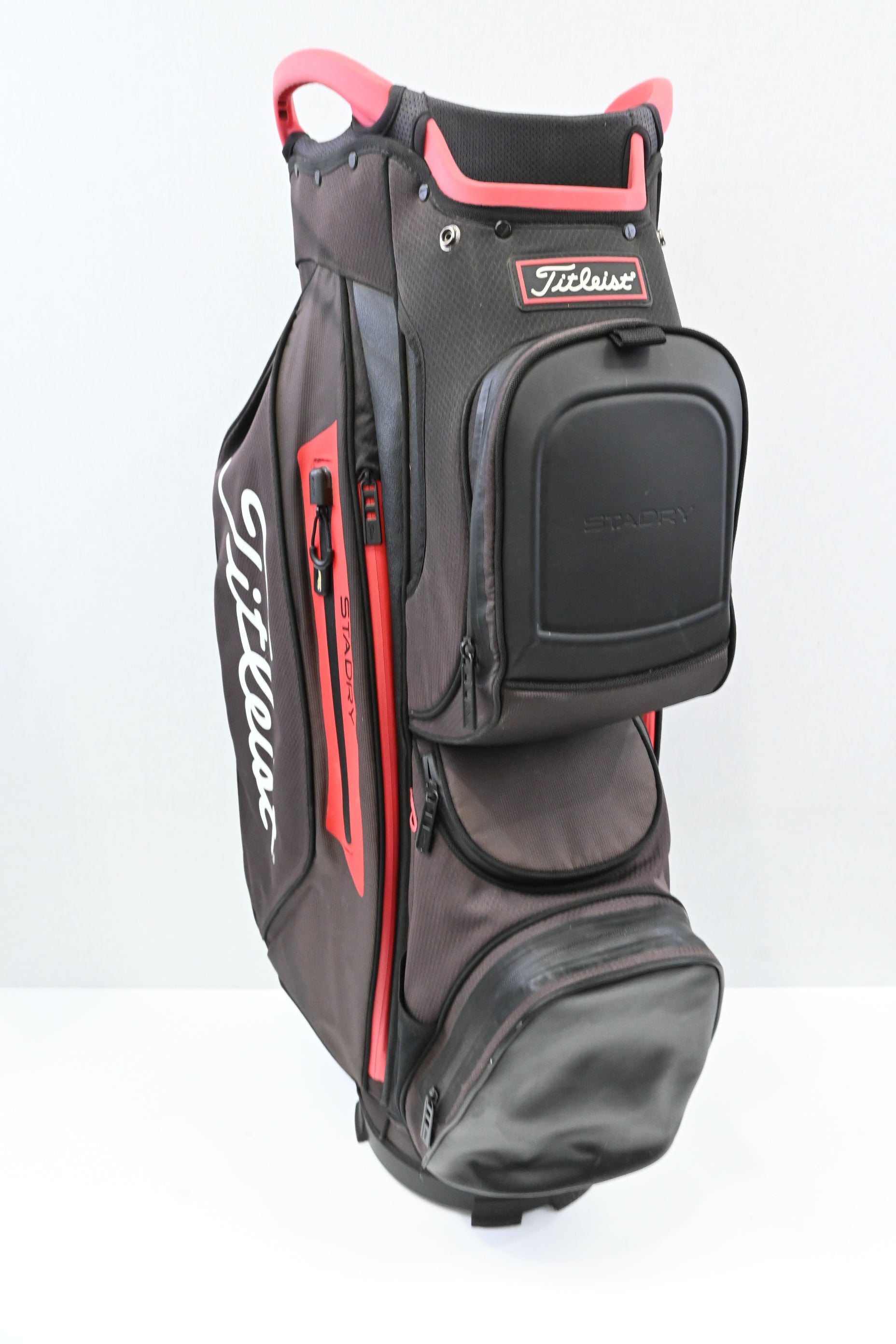 Titleist StaDry Cart Bag / 1-Way Divider / Black, Brown, Red