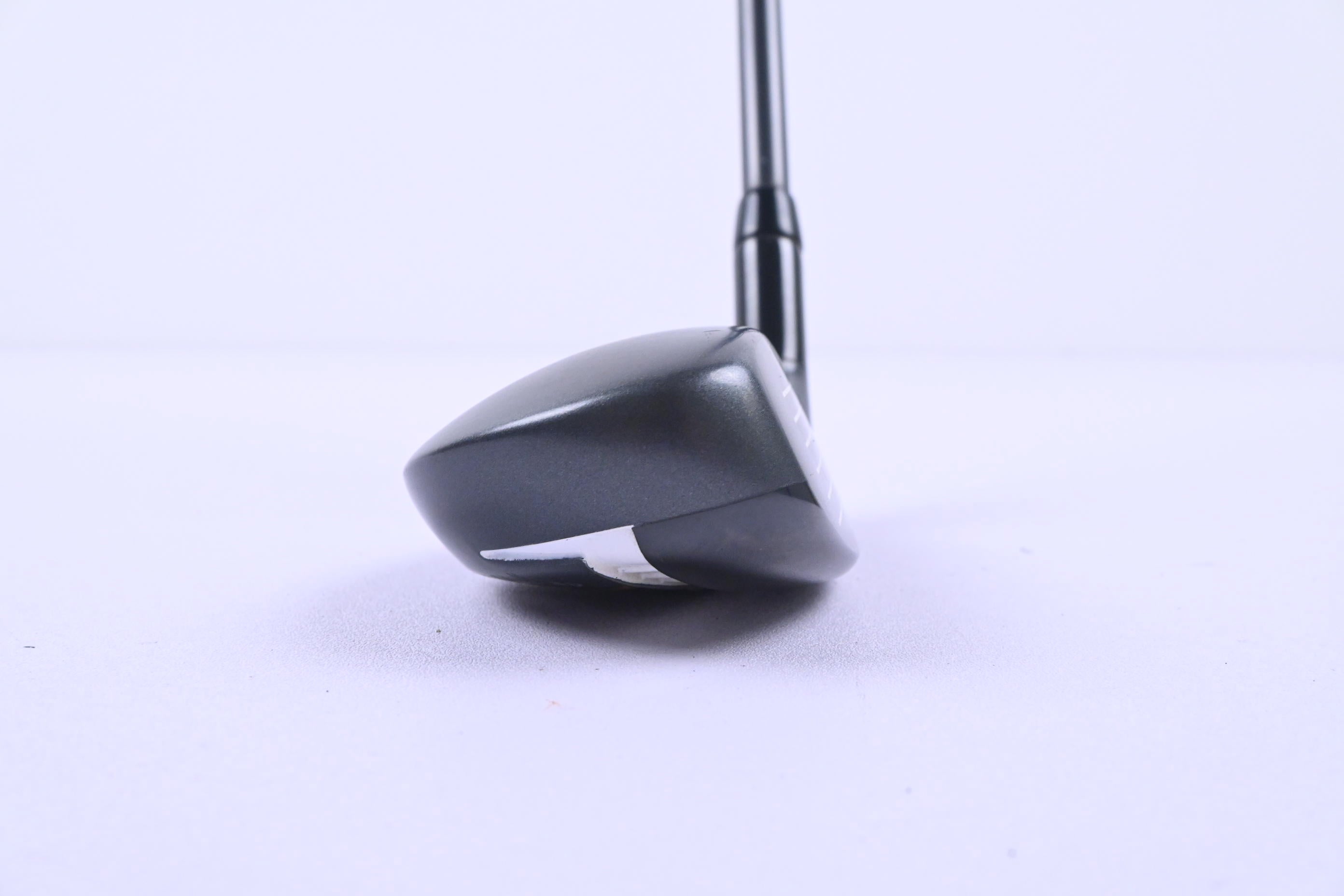 Callaway X2 Hot #4 Hybrid / 22 Degre / Stiff Flex Aldila Tour Blue 65 Shaft