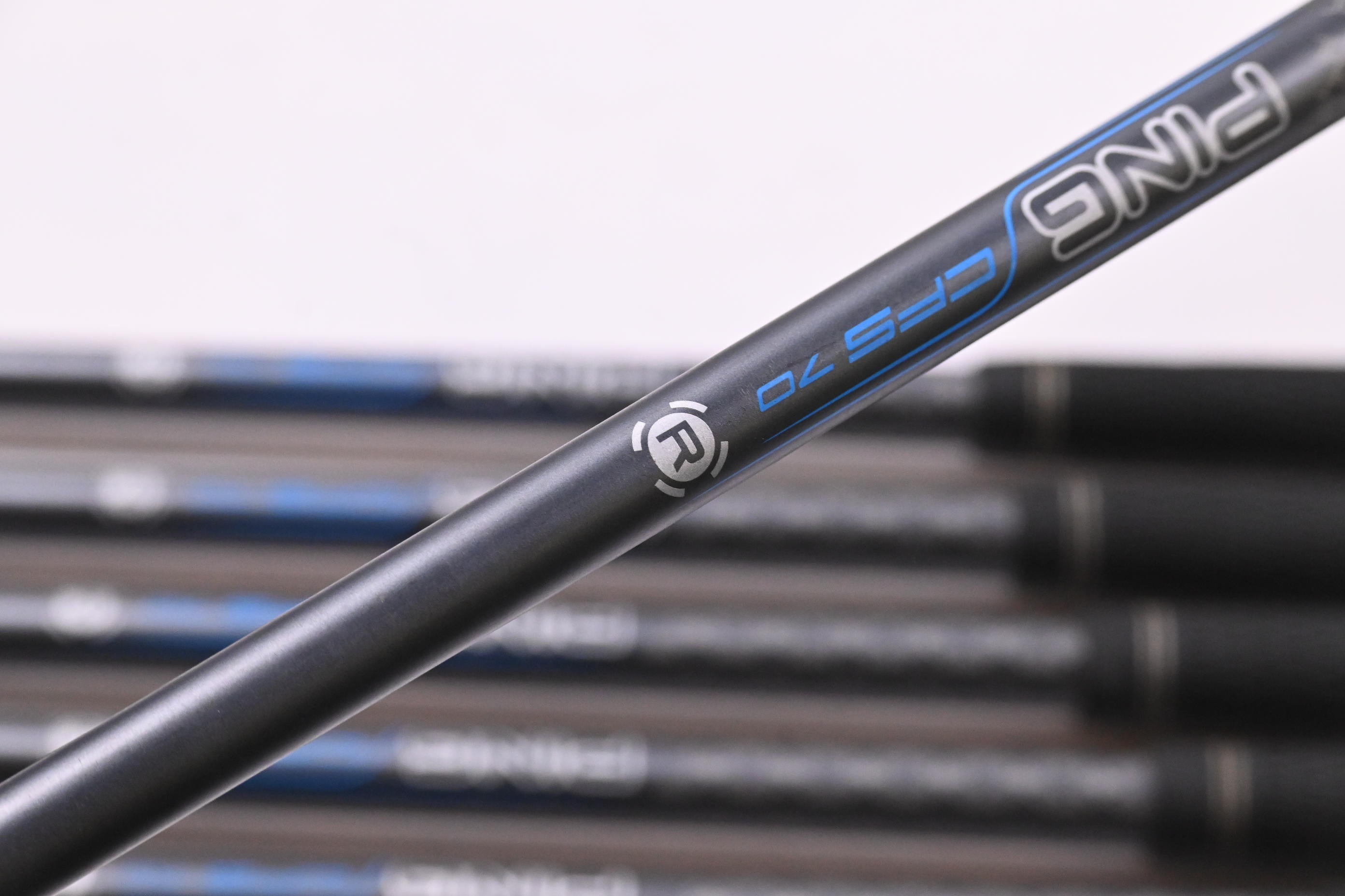 Ping GMax Irons / 5-PW / Red Dot / Regular Flex Ping CFS 70 Shafts