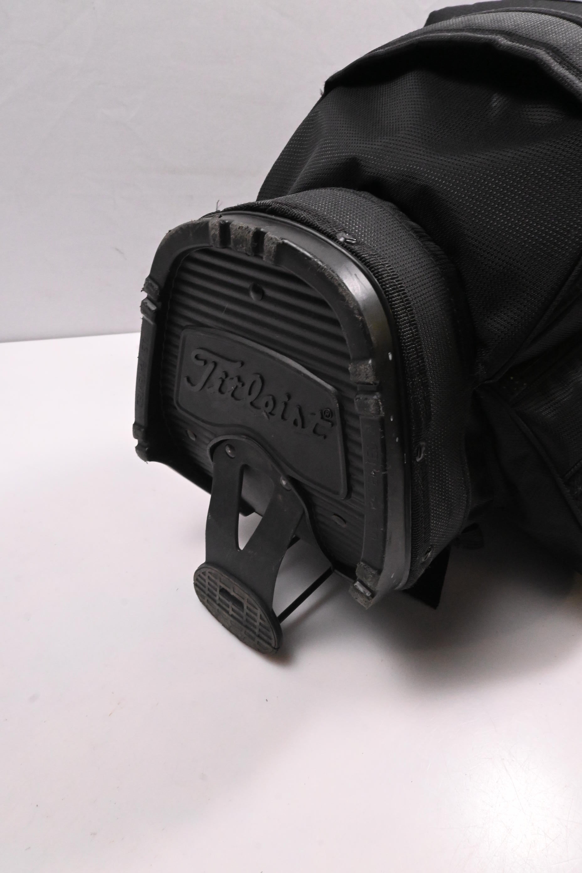 Titleist Stand Bag / 3-Way Divider / Black