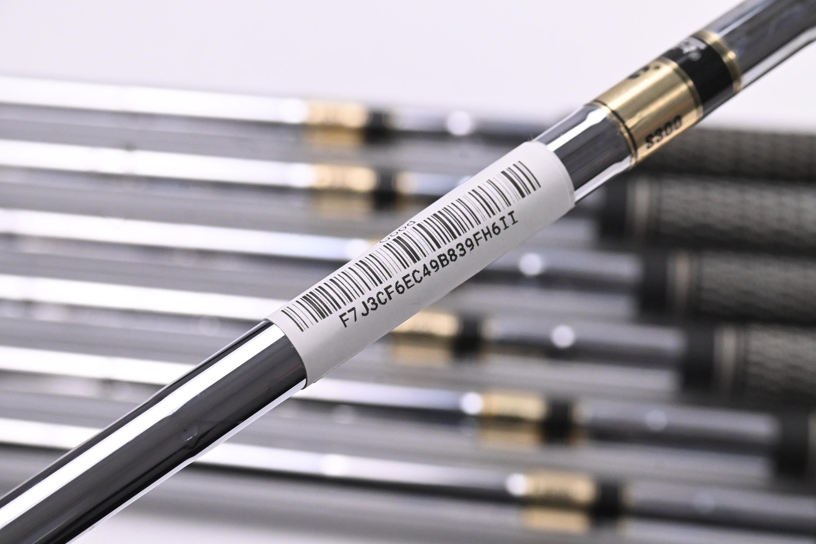 Srixon I-701 Tour Irons / 4-PW / Stiff Flex Dynamic Gold S300 Shafts