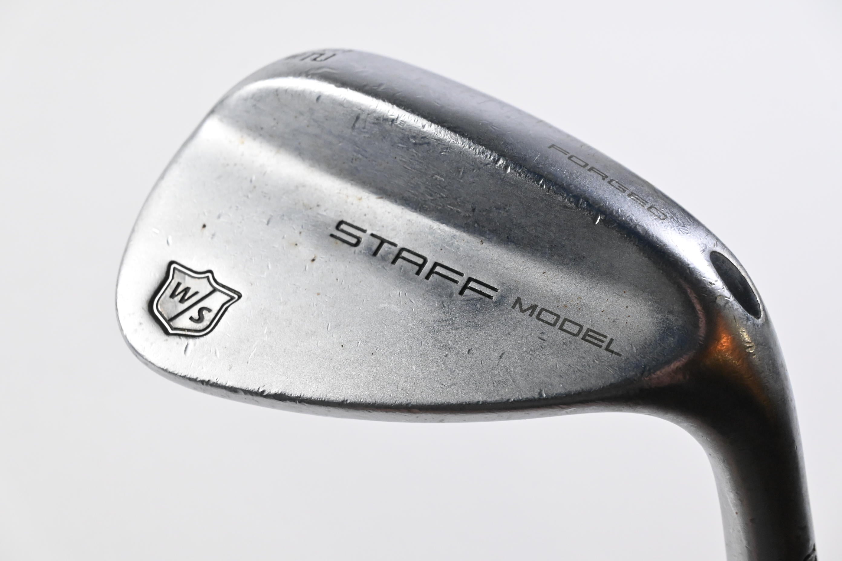 Wilson Staff Model Gap Wedge / 52 Degree / Regular Flex Dynamic Gold 95 Shaft