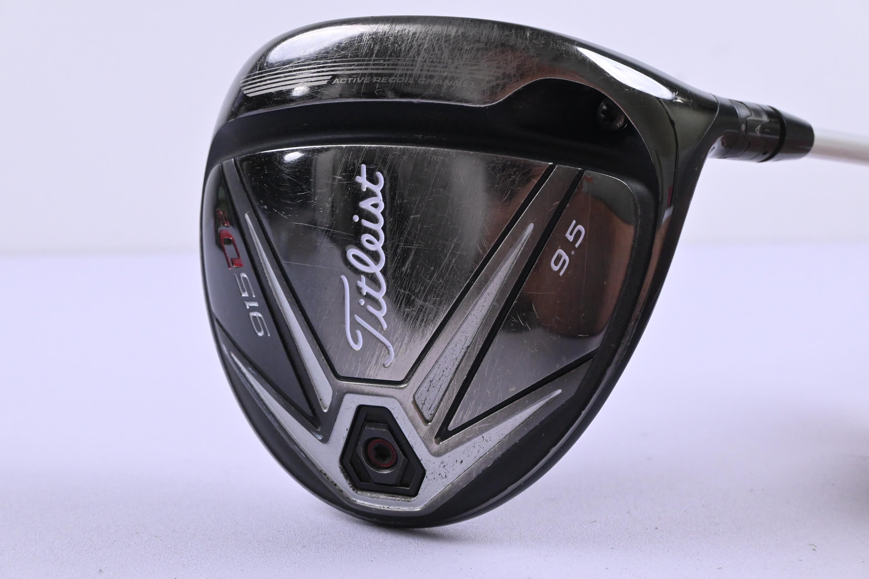 Titleist 915 D2 Driver / 9.5 Degree / Stiff Flex Aldila Rogue Black 70 Shaft