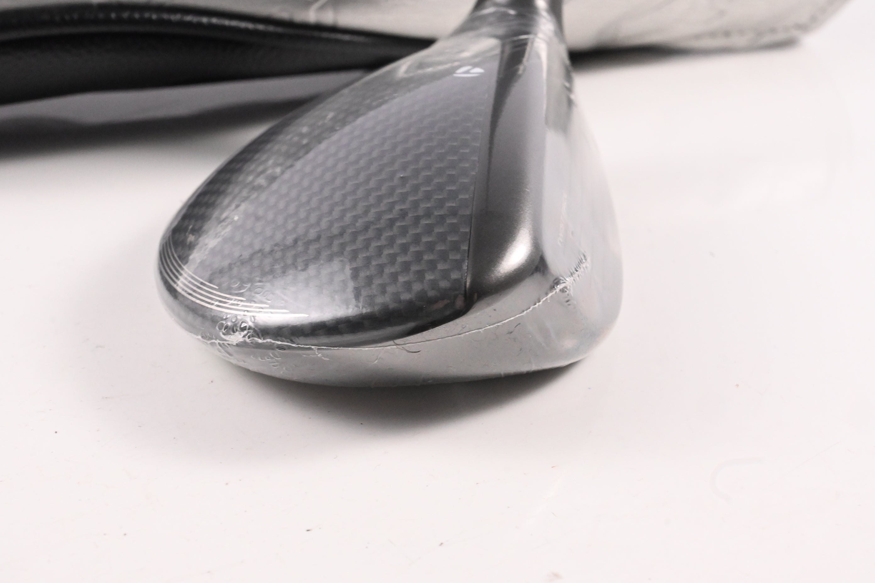 Taylormade Qi35 Max Lite #5 Hybrid / 27 Degree / Senior Flex Vanquish 5 Shaft