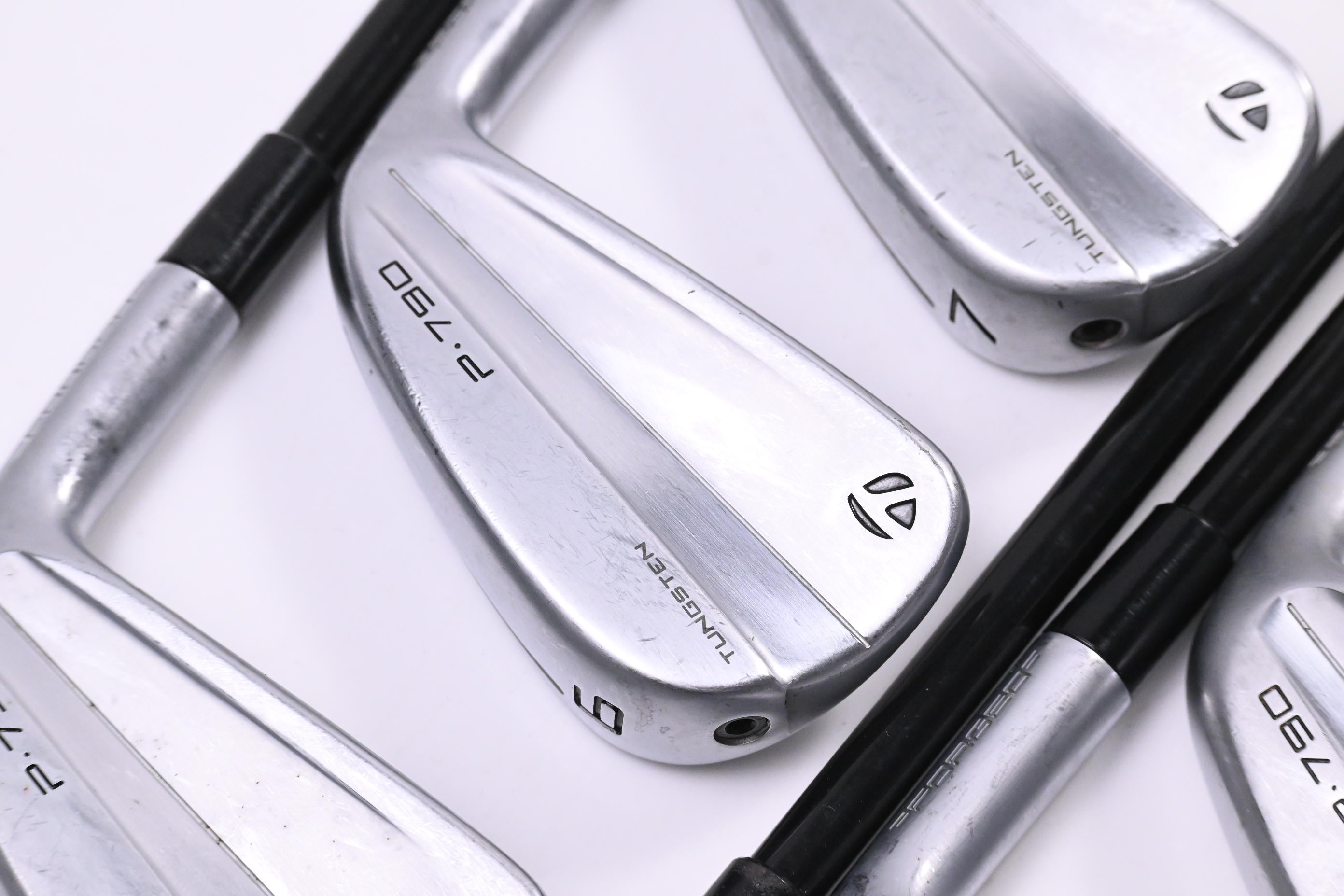 Taylormade P790 2023 Irons / 5-PW+GW / Regular Flex Ventus Red 6 Shaft