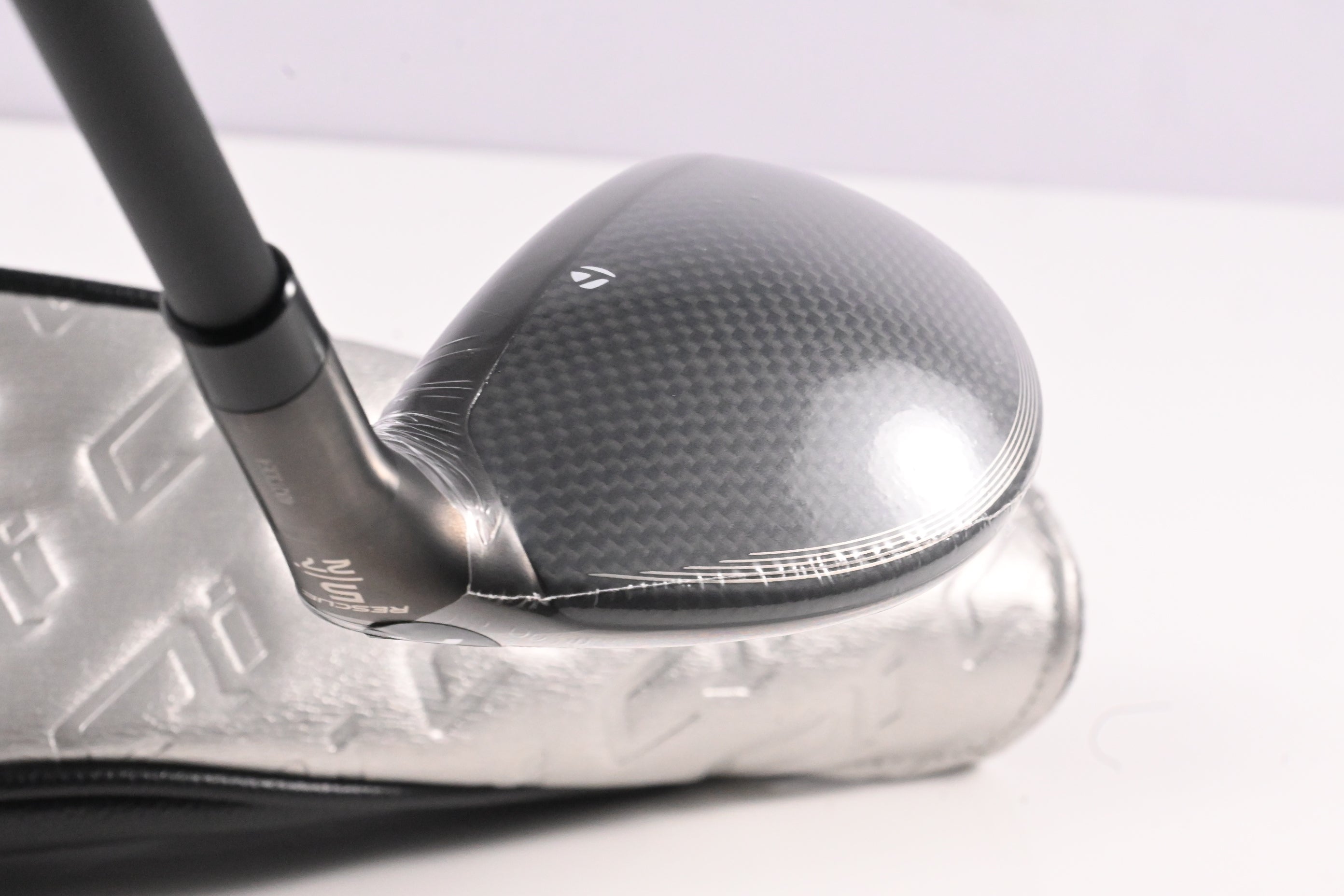Taylormade Qi35 Max Lite #5 Hybrid / 27 Degree / Senior Flex Vanquish 5 Shaft
