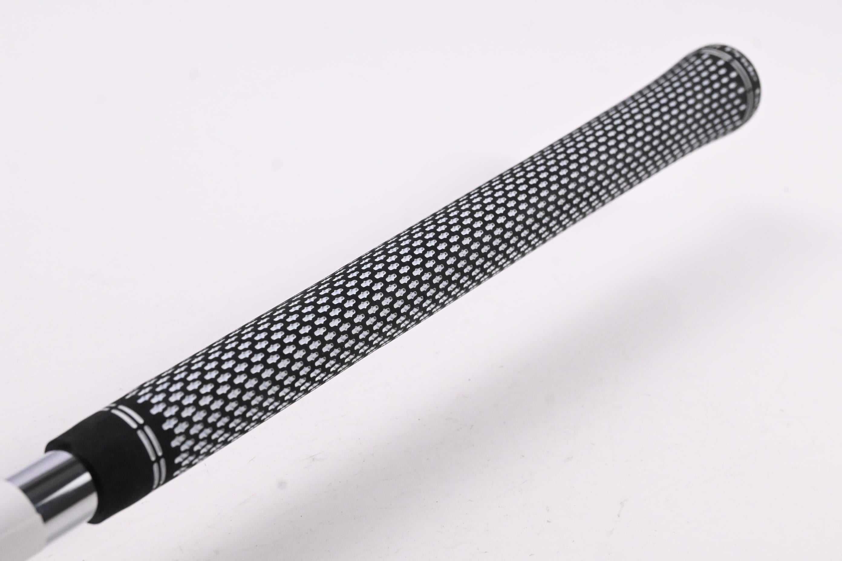 Sub 70 699 U #4 Iron / 22 Degree / Stiff Flex Dynamic Gold MID 115 Shaft