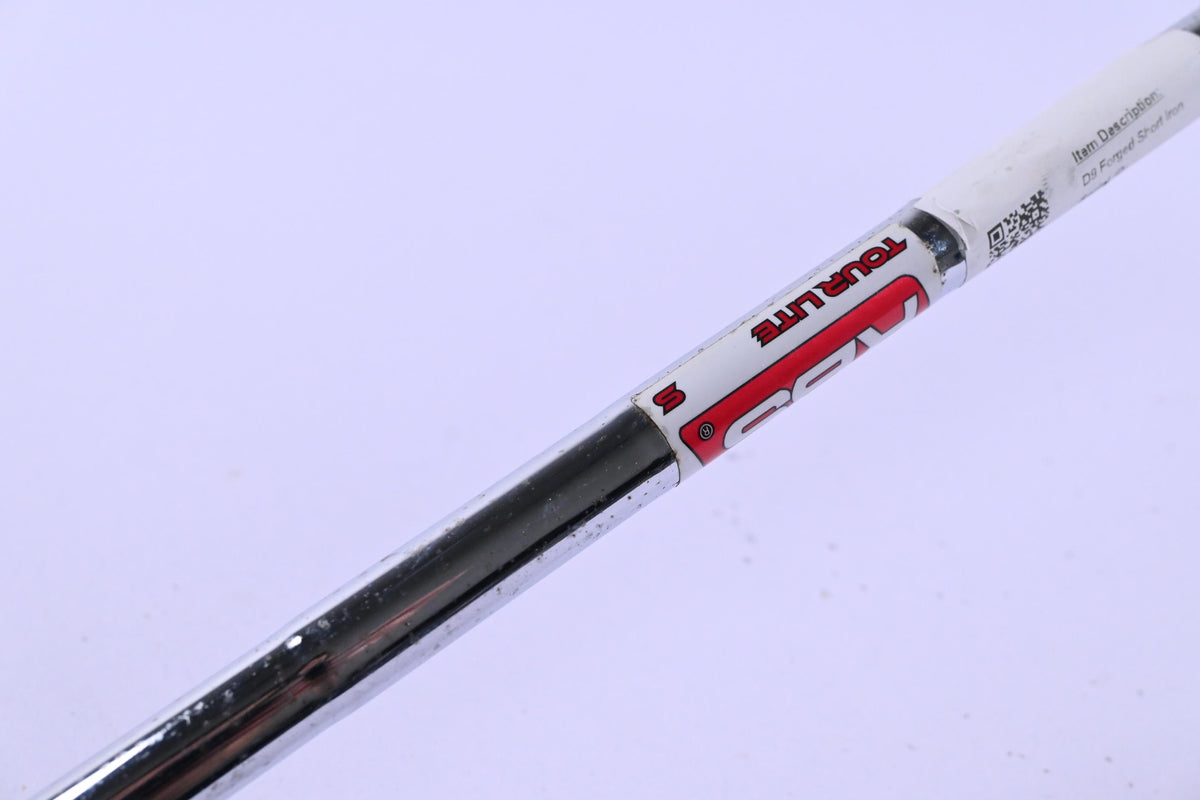 Wilson D9 Forged #8 Iron / Stiff Flex KBS Tour Lite Shaft