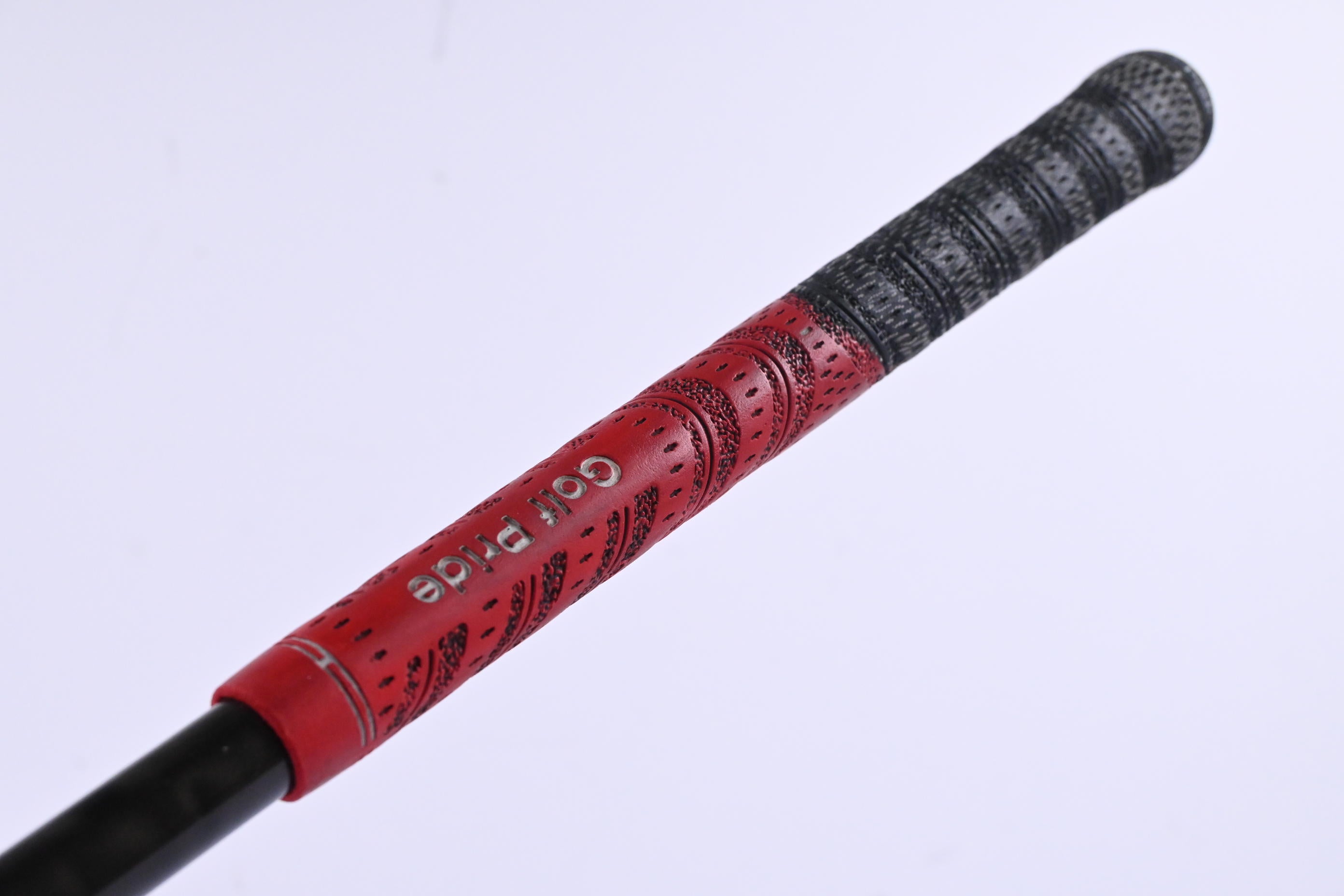 Titleist 915 D2 Driver / 9.5 Degree / Stiff Flex Aldila Rogue Black 70 Shaft